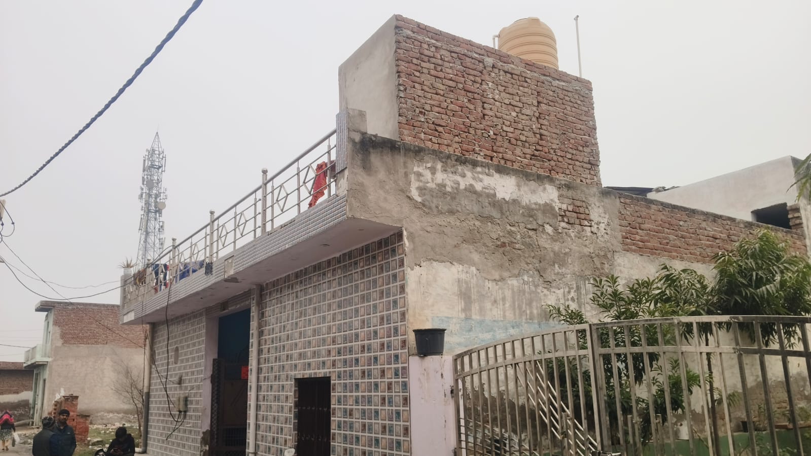 Individual House for sale in Mathura — photo 1