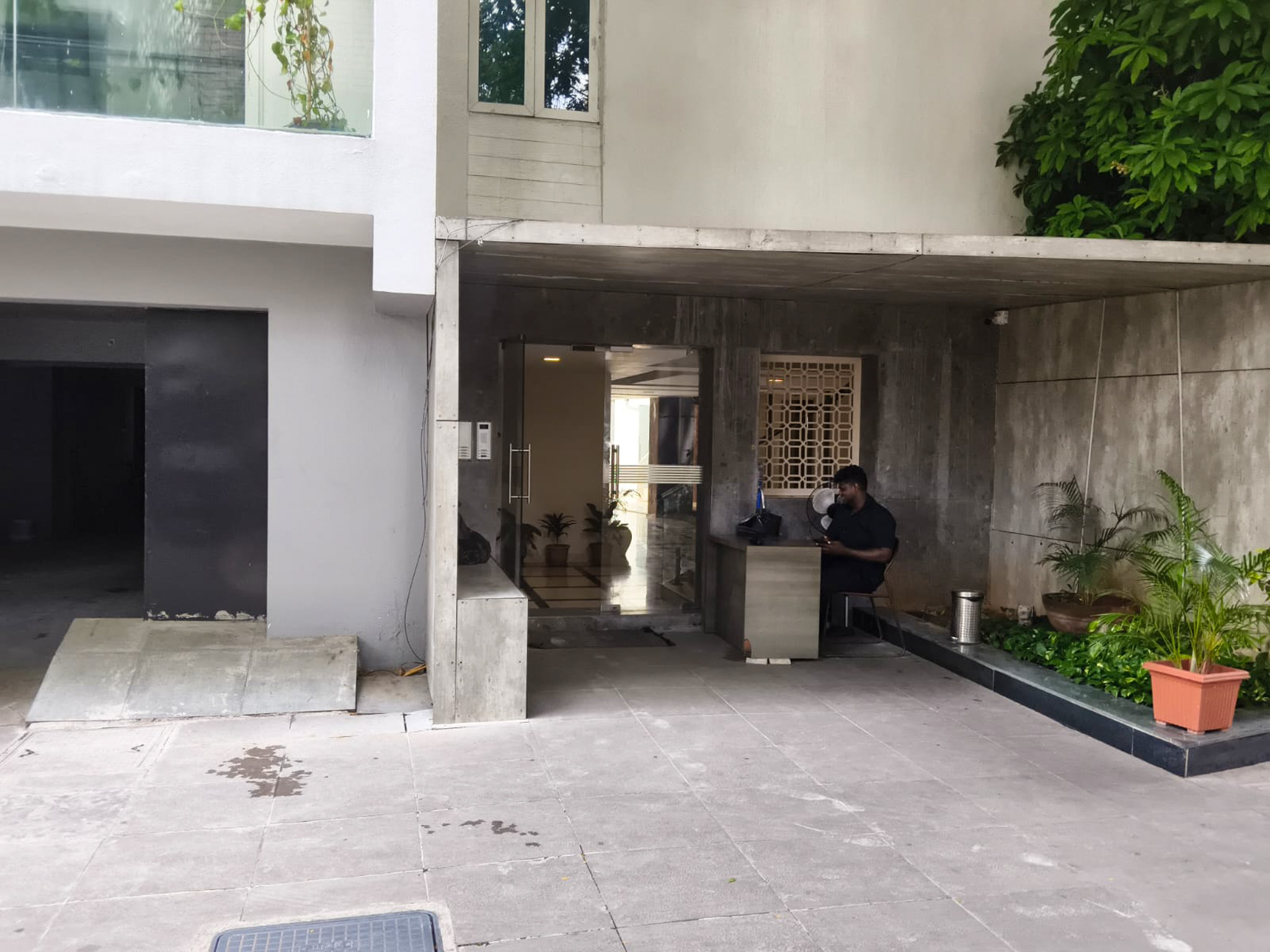 8 BHK Flat for sale in "THE ART" VijayShanti Apartments, Nungambakkam Chennai — photo 8