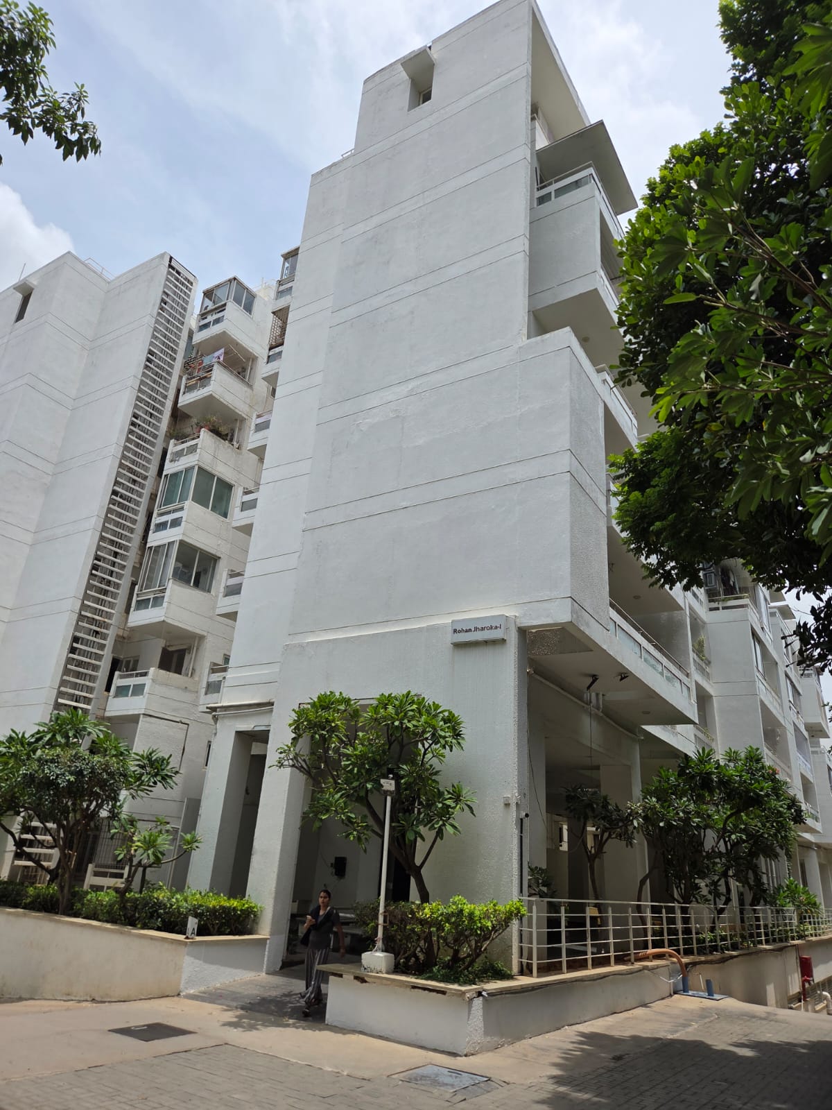 1372 square feet Flat for sale in Bengaluru — photo 1