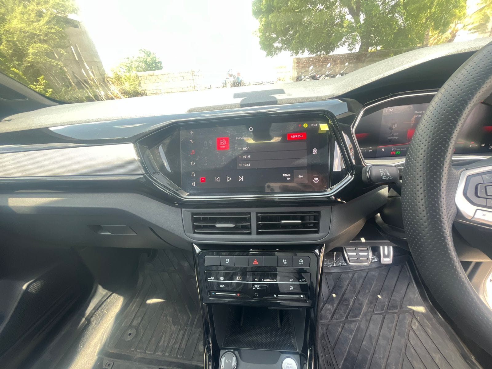 SUV CAR for sale in AHILYANAGAR Ahmednagar — photo 4