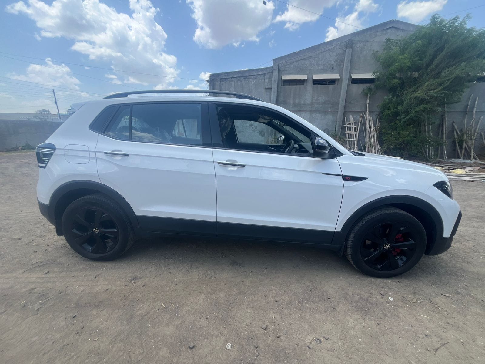 SUV CAR for sale in AHILYANAGAR Ahmednagar — photo 2