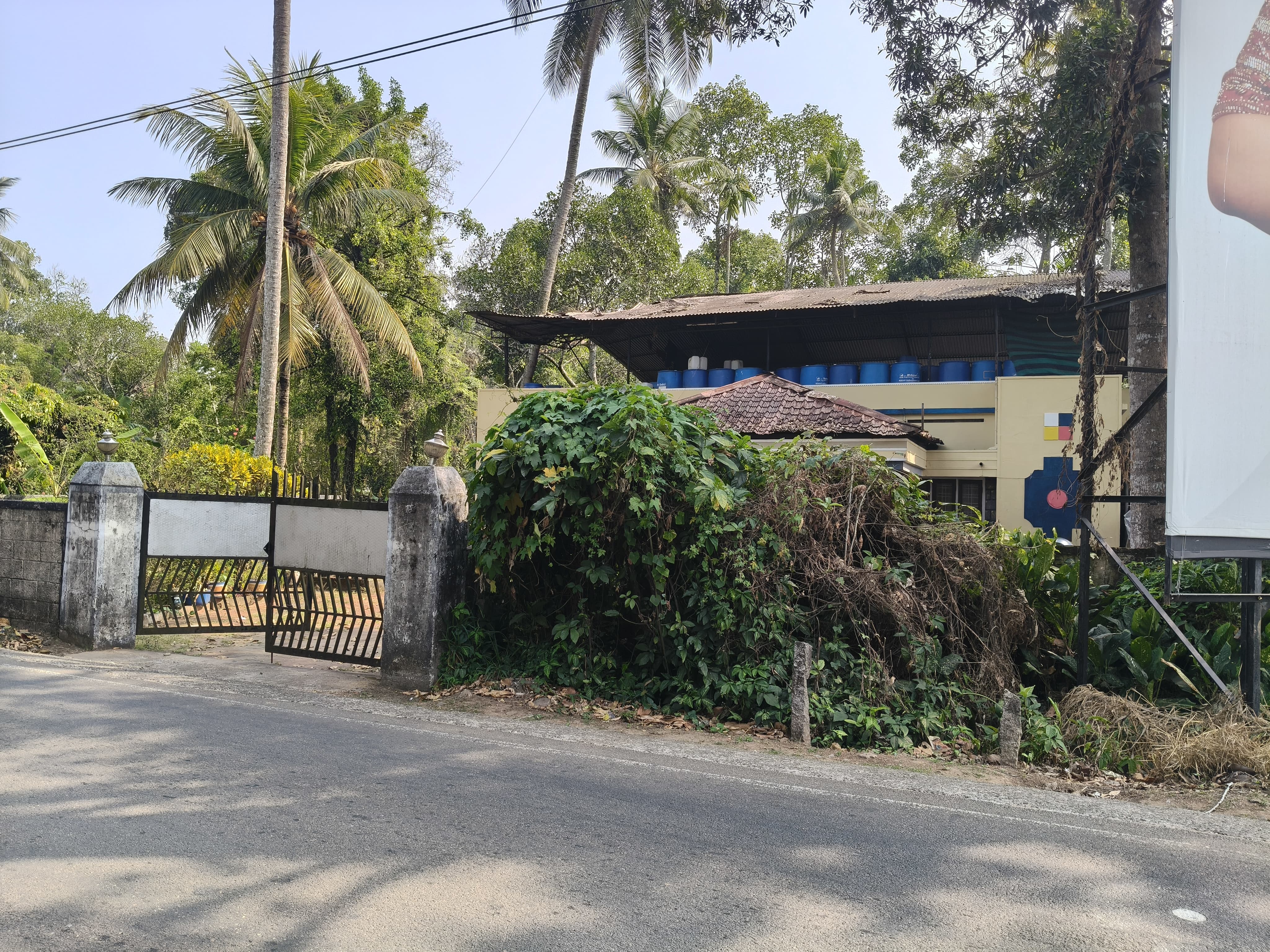 2400 square feet Individual House for sale in Kottayam — photo 2