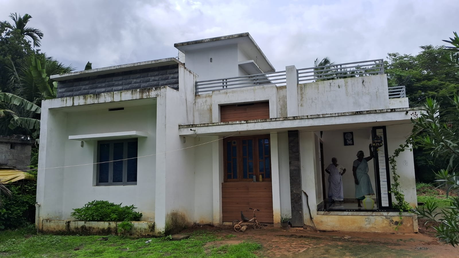122.26 square meter Individual House for sale in PAZHAYANTHARA PERUMKUNNAM TENKURISSI PALAKKAD KUZHALMANNAM-I — photo 3