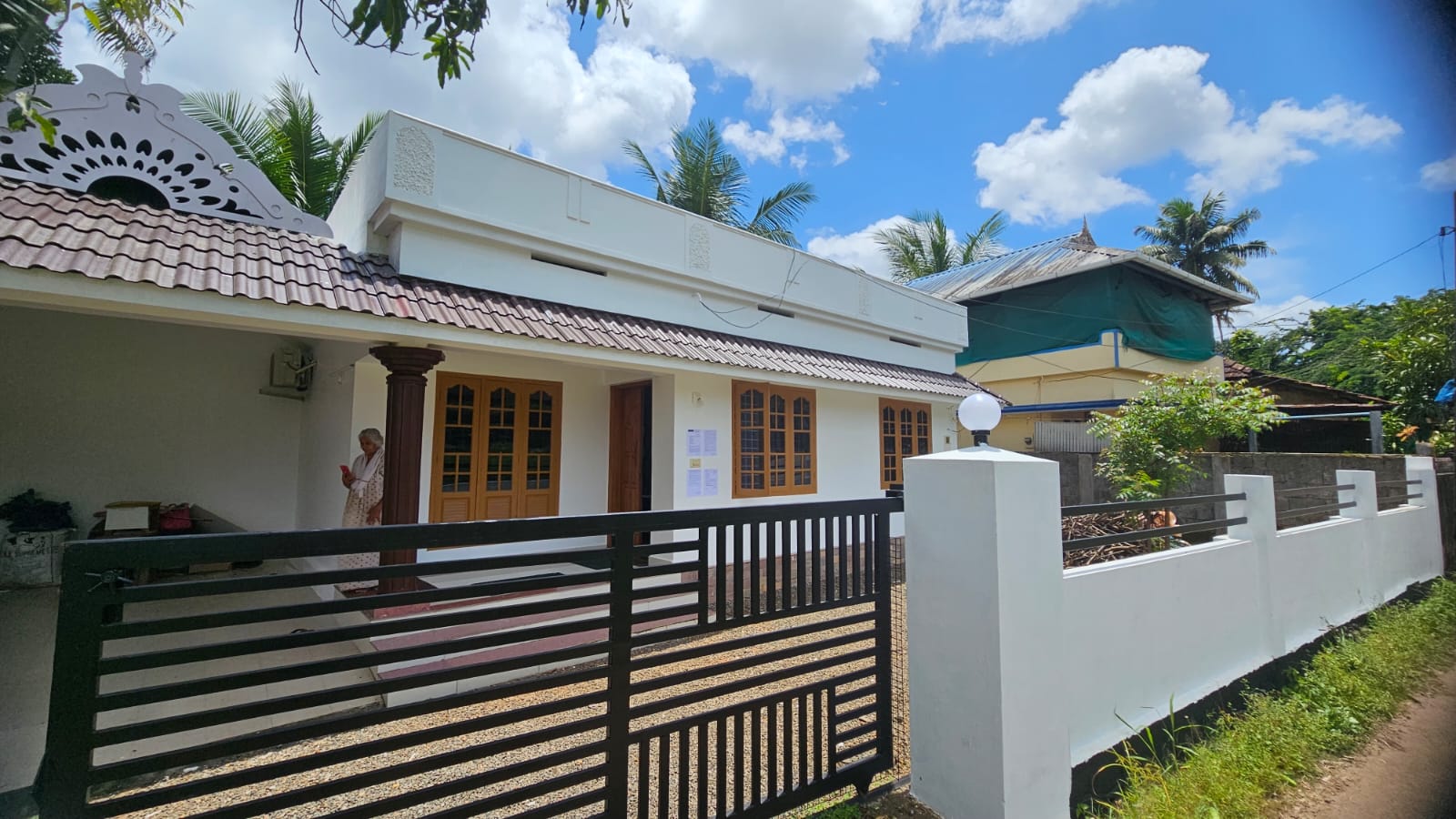 1080 square feet Individual House for sale in Angamaly — photo 2