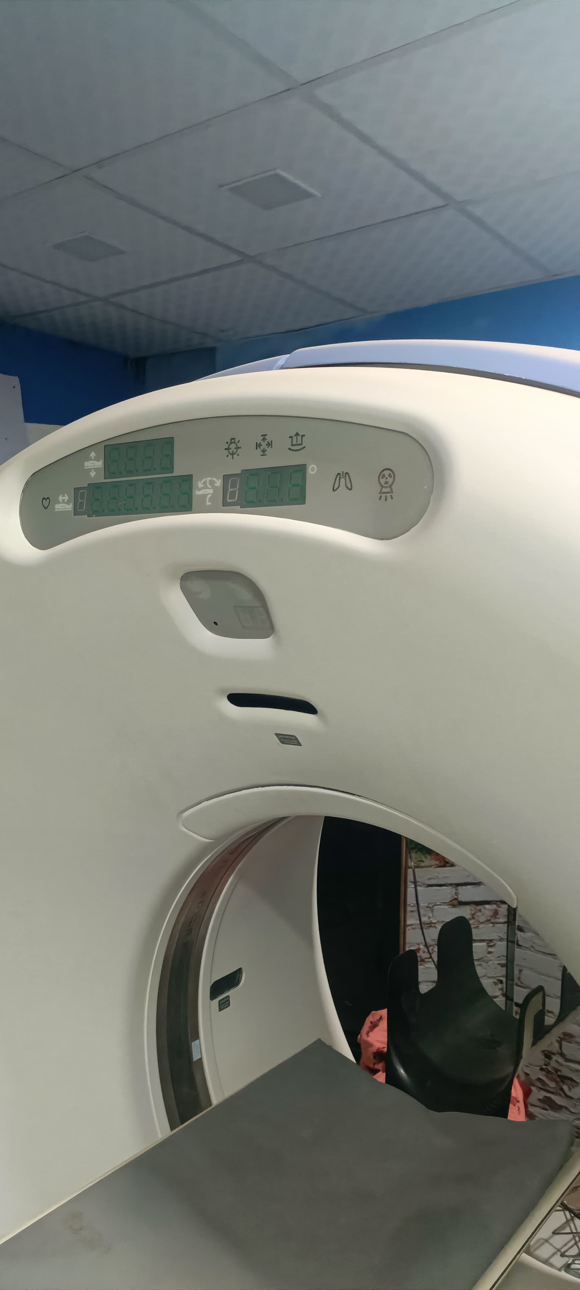 MEDICAL EQUIPMENTS-PREOWNED 16 SLICE SCANNER MACHINE WITH ALL ACCESSORIES for sale in Pachora — photo 3
