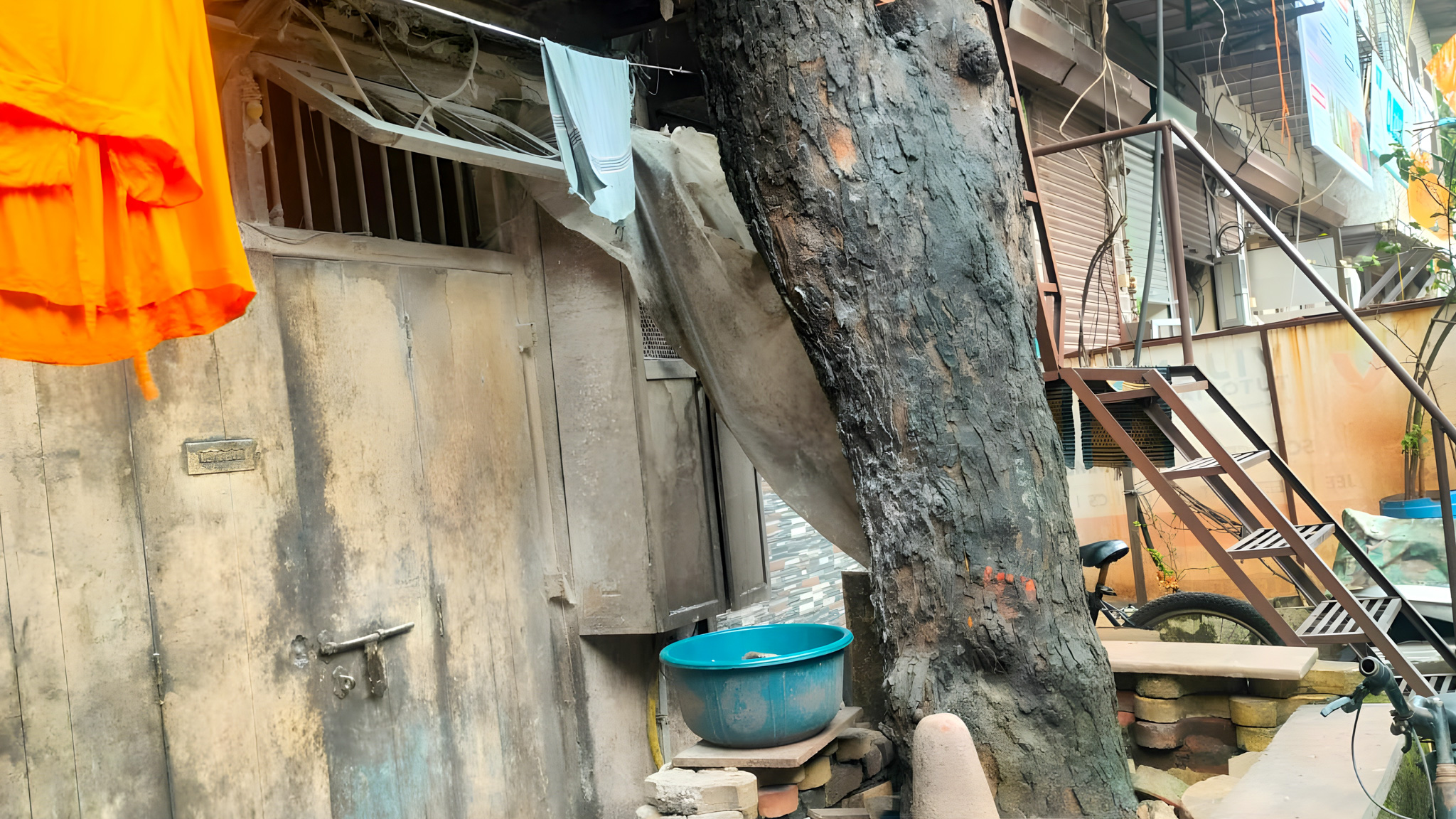 450 square feet Shops for sale in Mumbai — photo 8