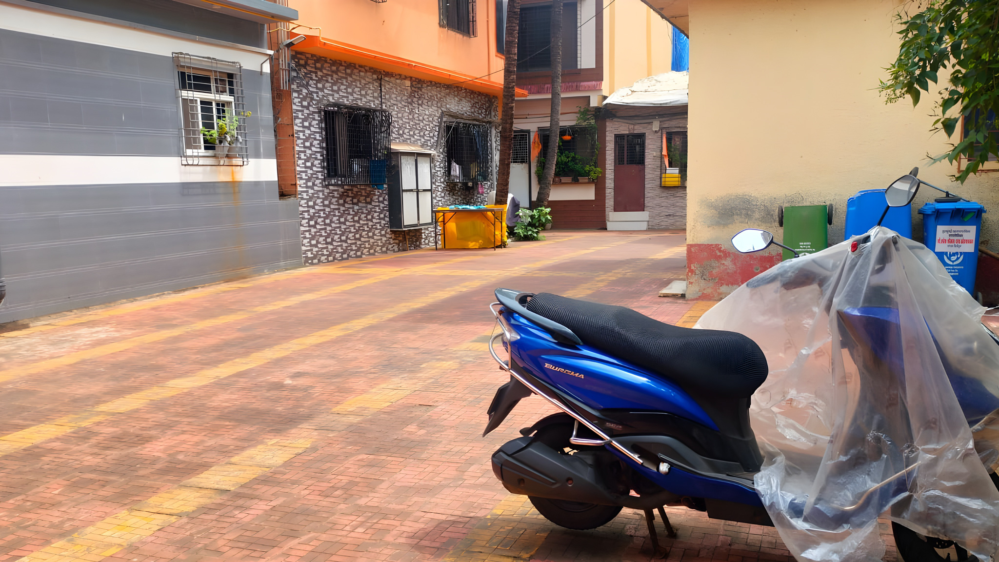 2 BHK Individual House for sale in Mumbai — photo 4