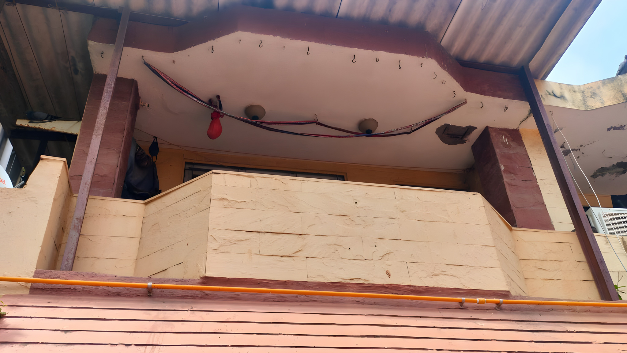 2 BHK Individual House for sale in Mumbai — photo 6