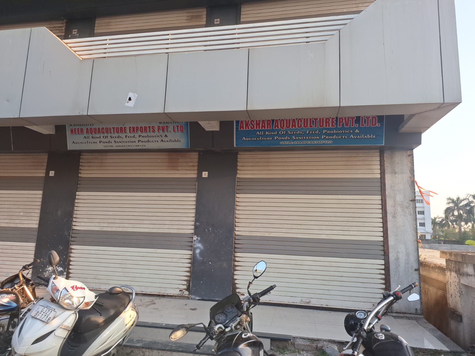 766 square feet Shops for sale in Navsari — photo 1