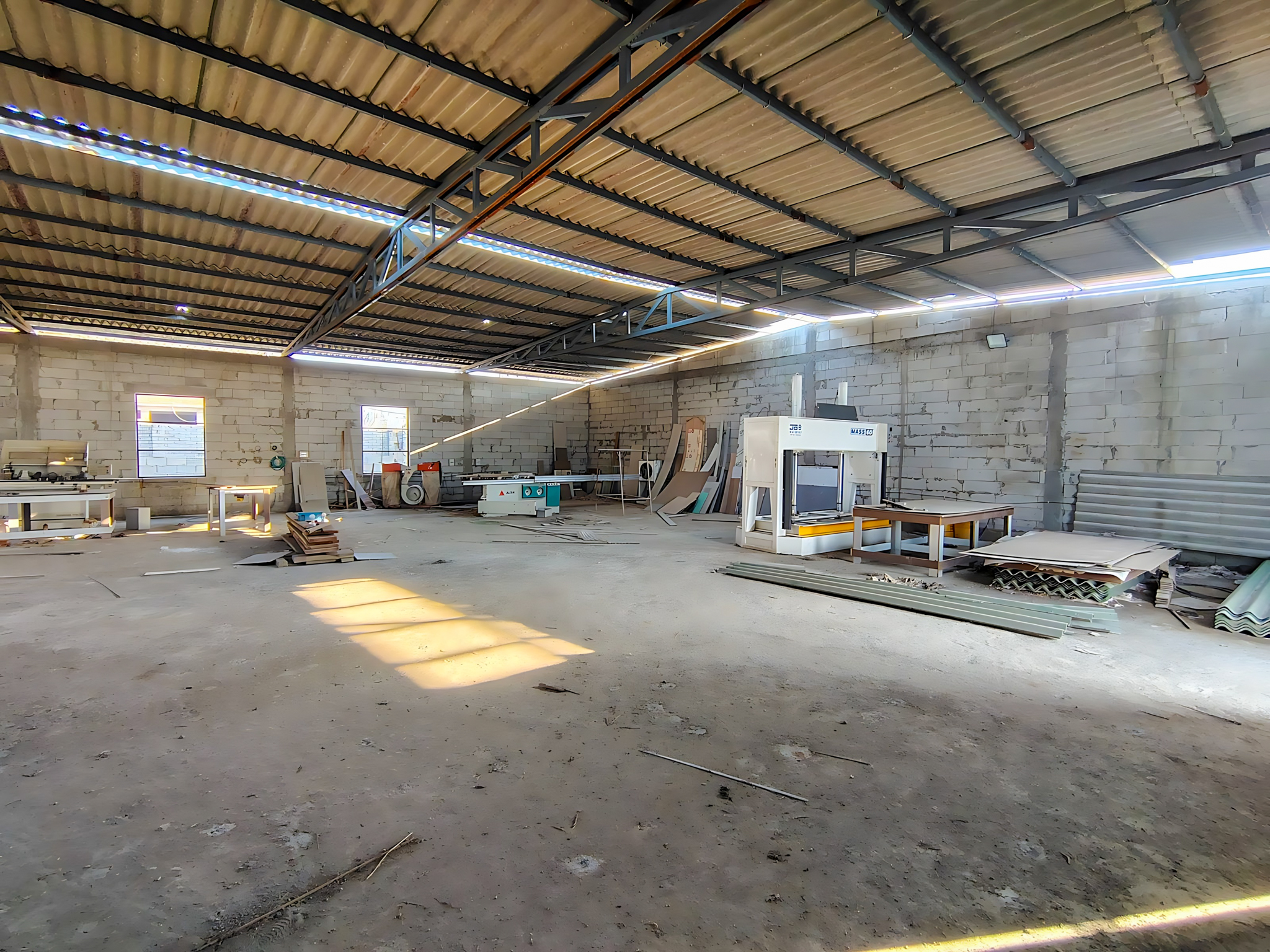 910 square meter Shed with Plant and Machinery for sale in Bain Attarian Industrial Area — photo 2