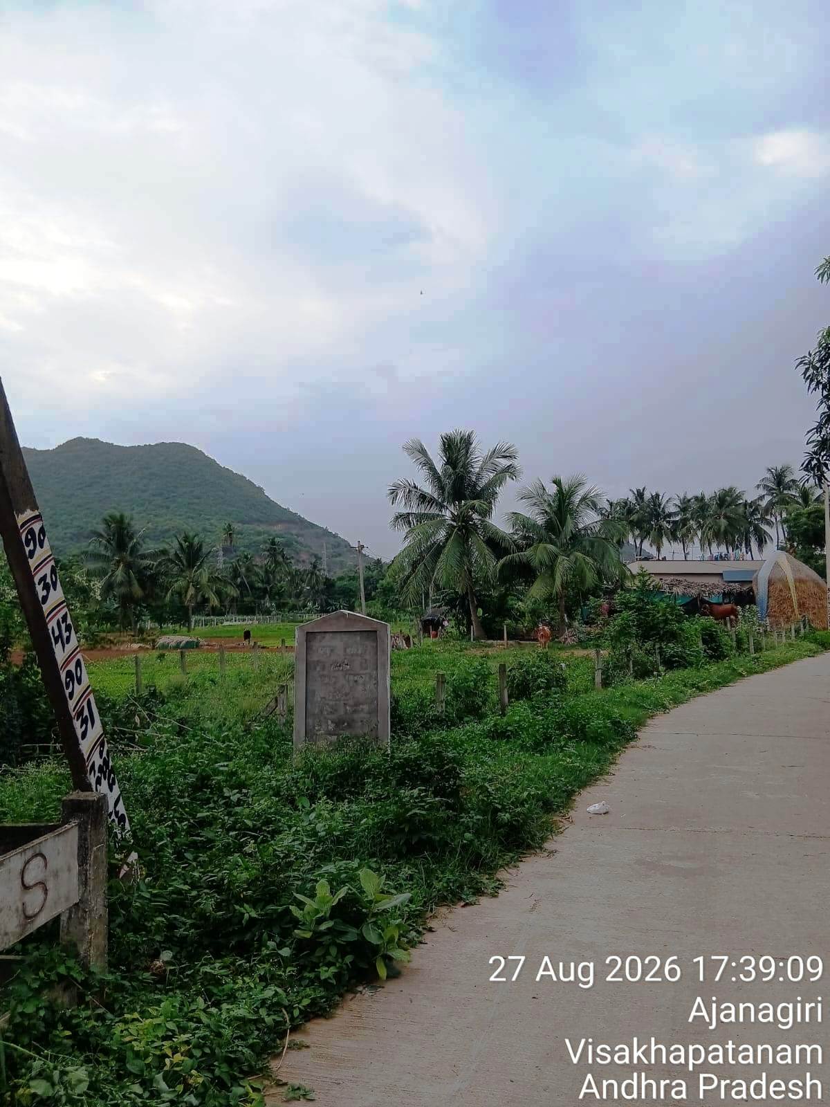 482.21 square yard Plot for sale in vacant Land, Ajanagiri,Syam way Pharmacity colony,Marripalem,Visakhapatnam Visakhapatnam — photo 6