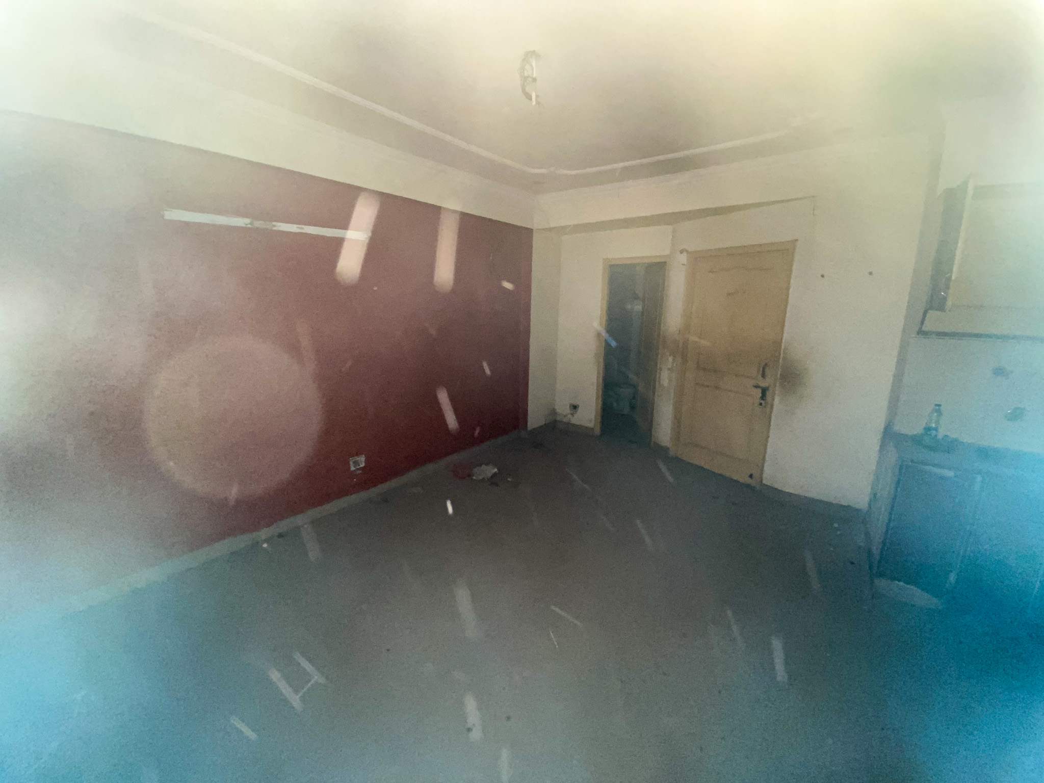 560 square feet Flat for sale in ANAND VIHAR New Delhi — photo 4