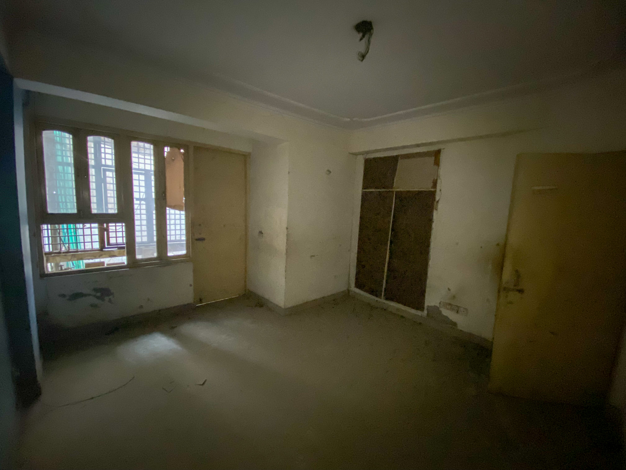560 square feet Flat for sale in ANAND VIHAR New Delhi — photo 9