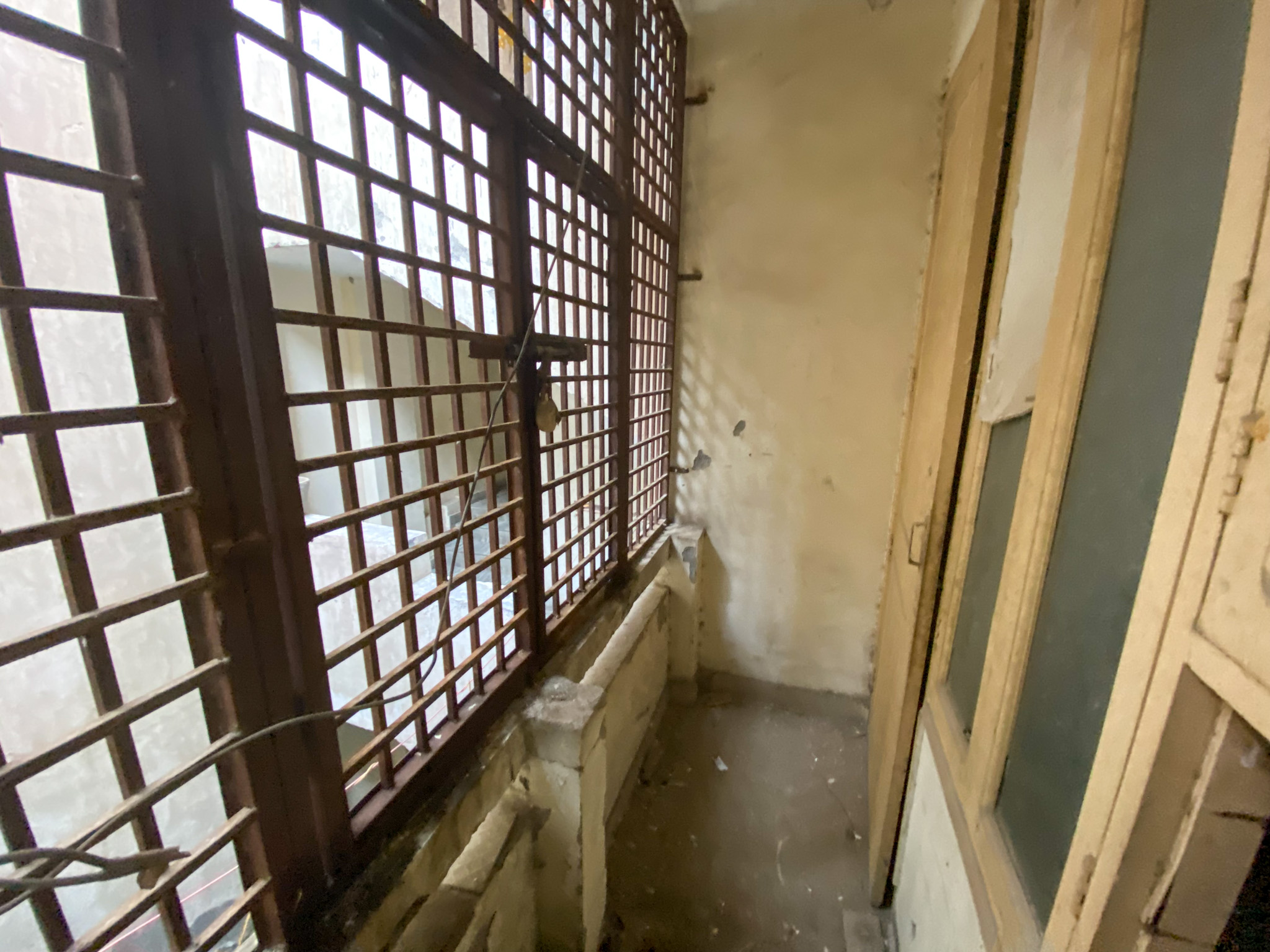 560 square feet Flat for sale in ANAND VIHAR New Delhi — photo 10