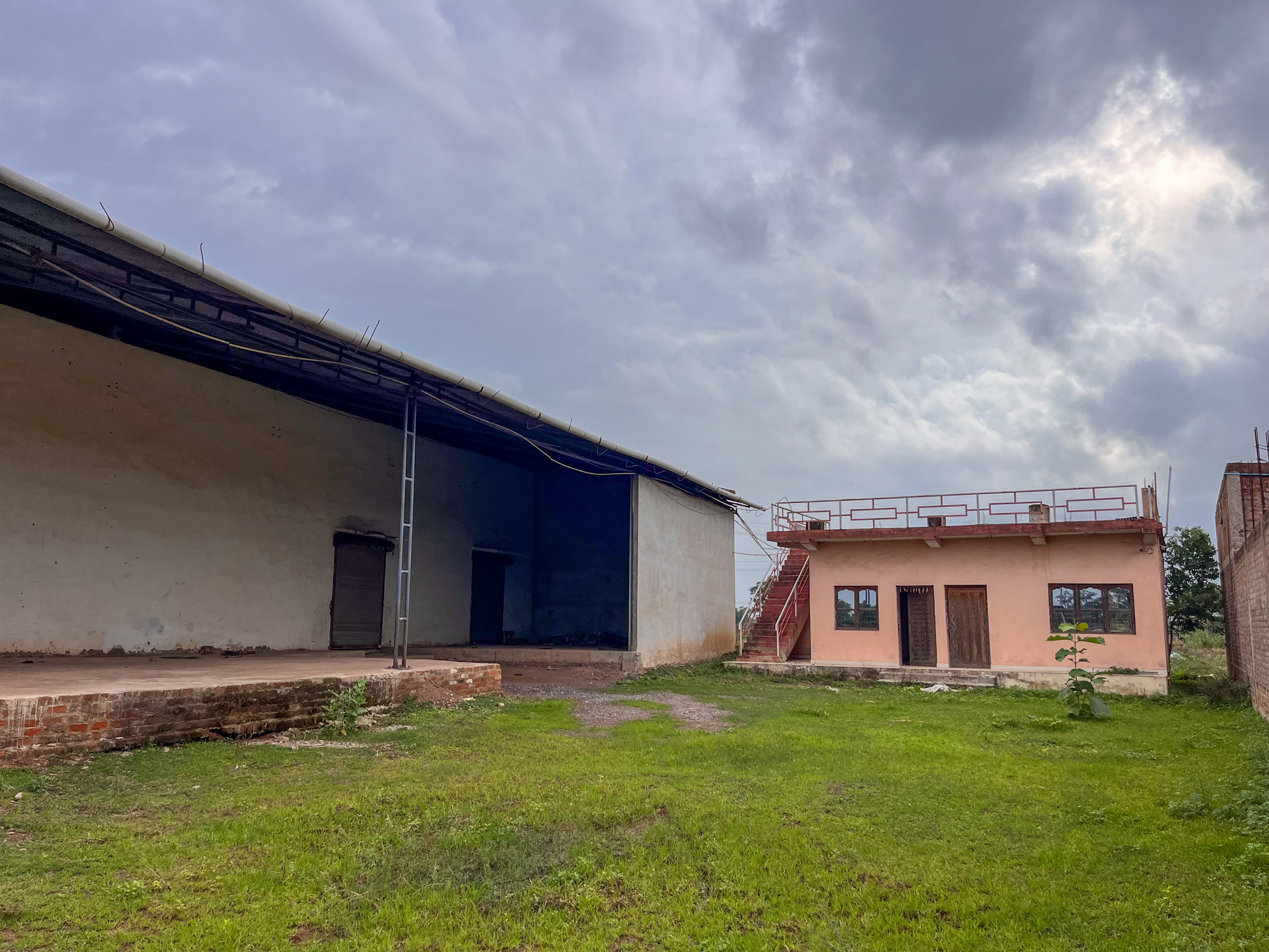 Shed with Plant and Machinery for sale in Selud Utai — photo 11