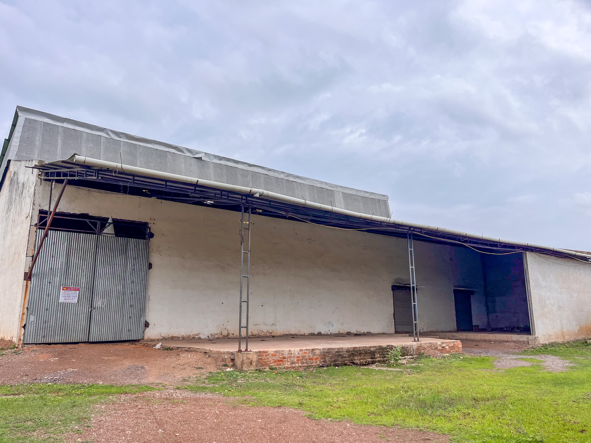 Shed with Plant and Machinery for sale in Selud Utai — photo 10