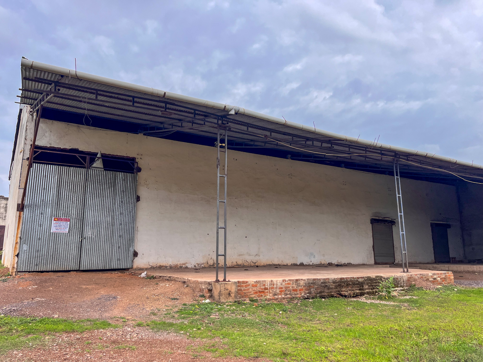 Shed with Plant and Machinery for sale in Selud Utai — photo 12
