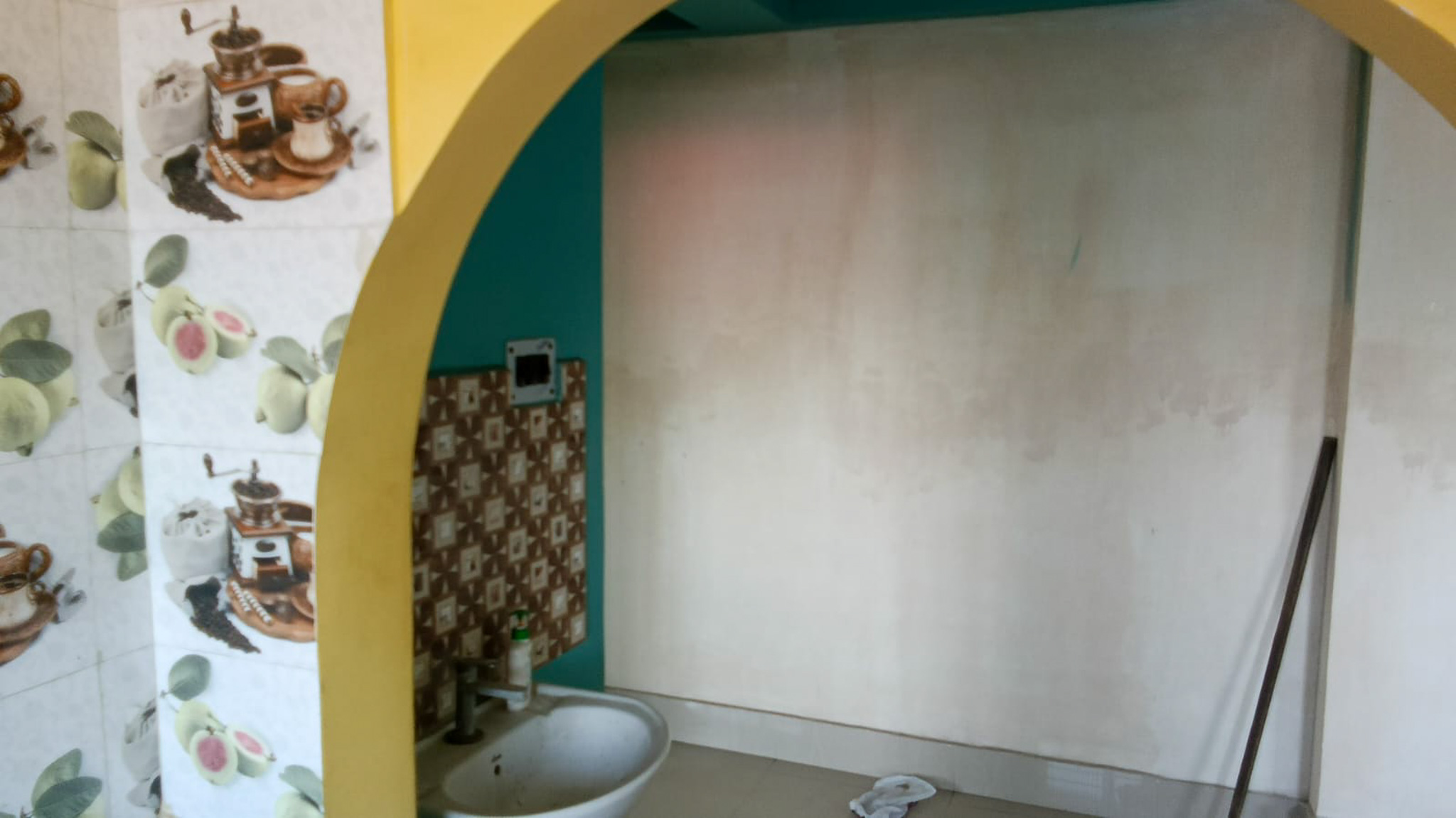 1305 square feet Flat for sale in Muragachha — photo 6