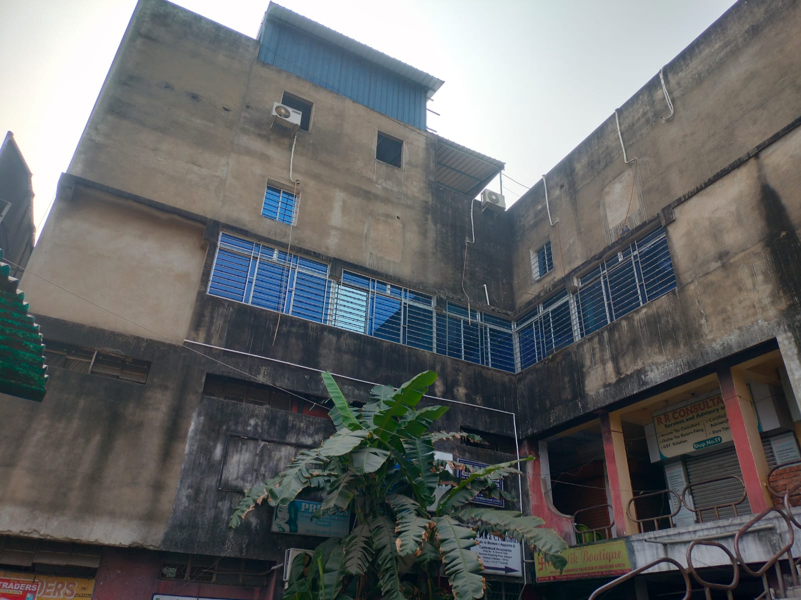 10000 square feet Shops for sale in Panihati — photo 1