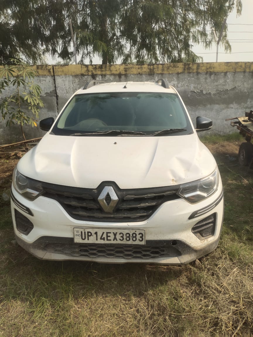 Vehicle Renault Triber  RXT for sale in GHAZIABAD Ghaziabad — photo 1