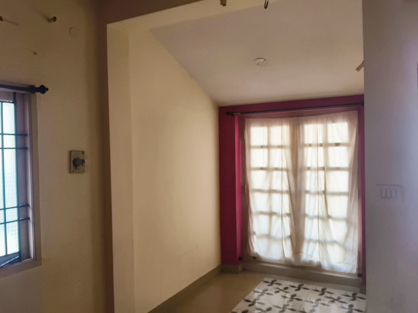 2 BHK Flat for sale in YBM ROYAL PRINCE, KORATTUR Chennai — photo 1