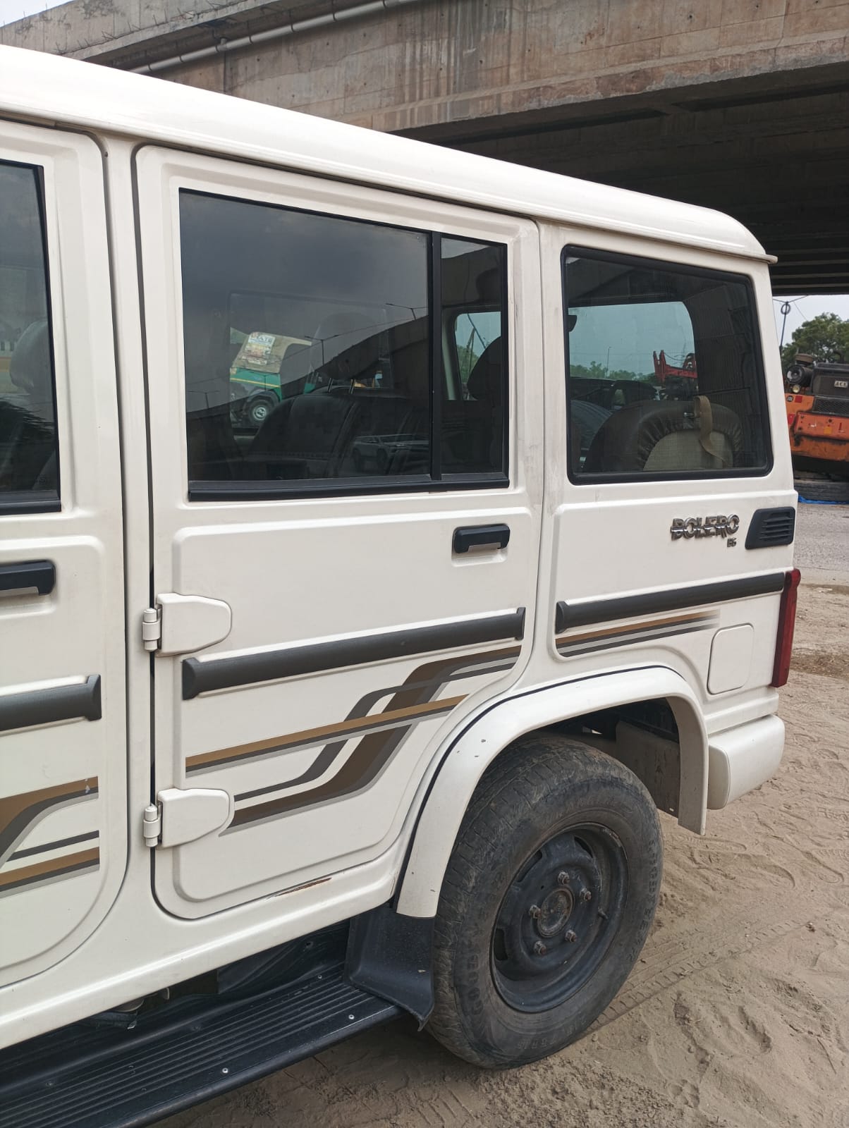 2023 Mahindra Bolero B6 SUV 92500 km 3 years for sale in SBI Rupnagar Rupnagar — photo 2