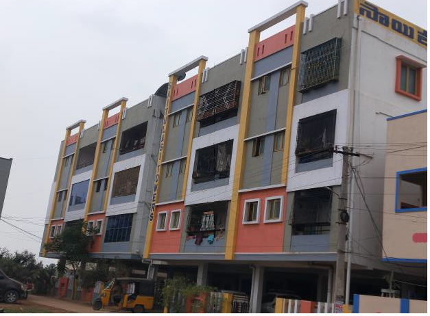 1000 square feet Flat for sale in Tuni — photo 1