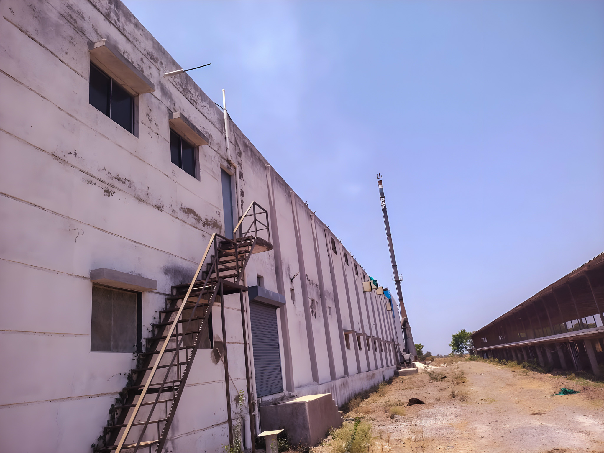 1120.6 square meter Industrial Plot with Factory Building for sale in R P FOOD, DUDHALA Katpar