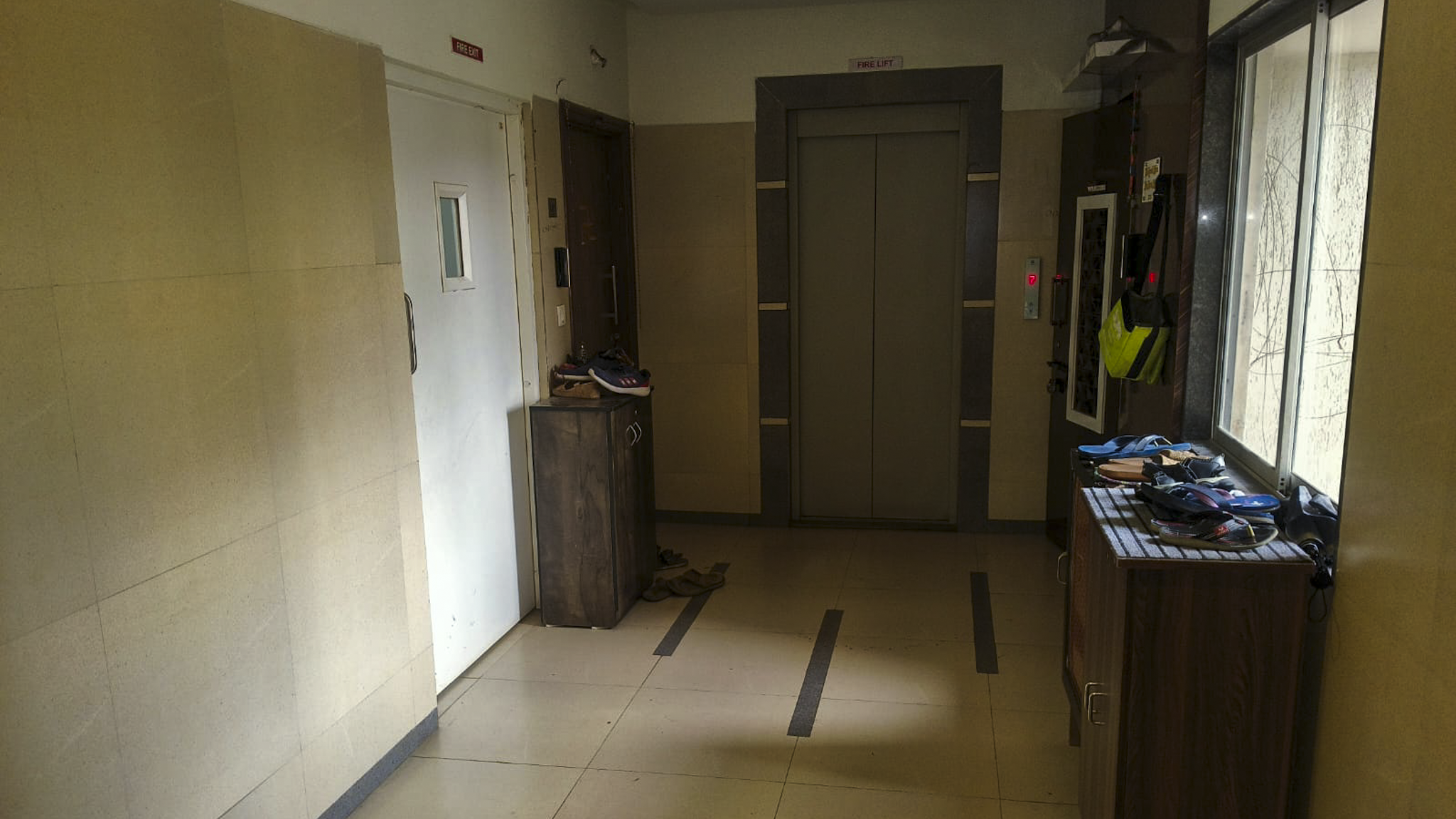 Flat for sale in panvel Panvel — photo 3