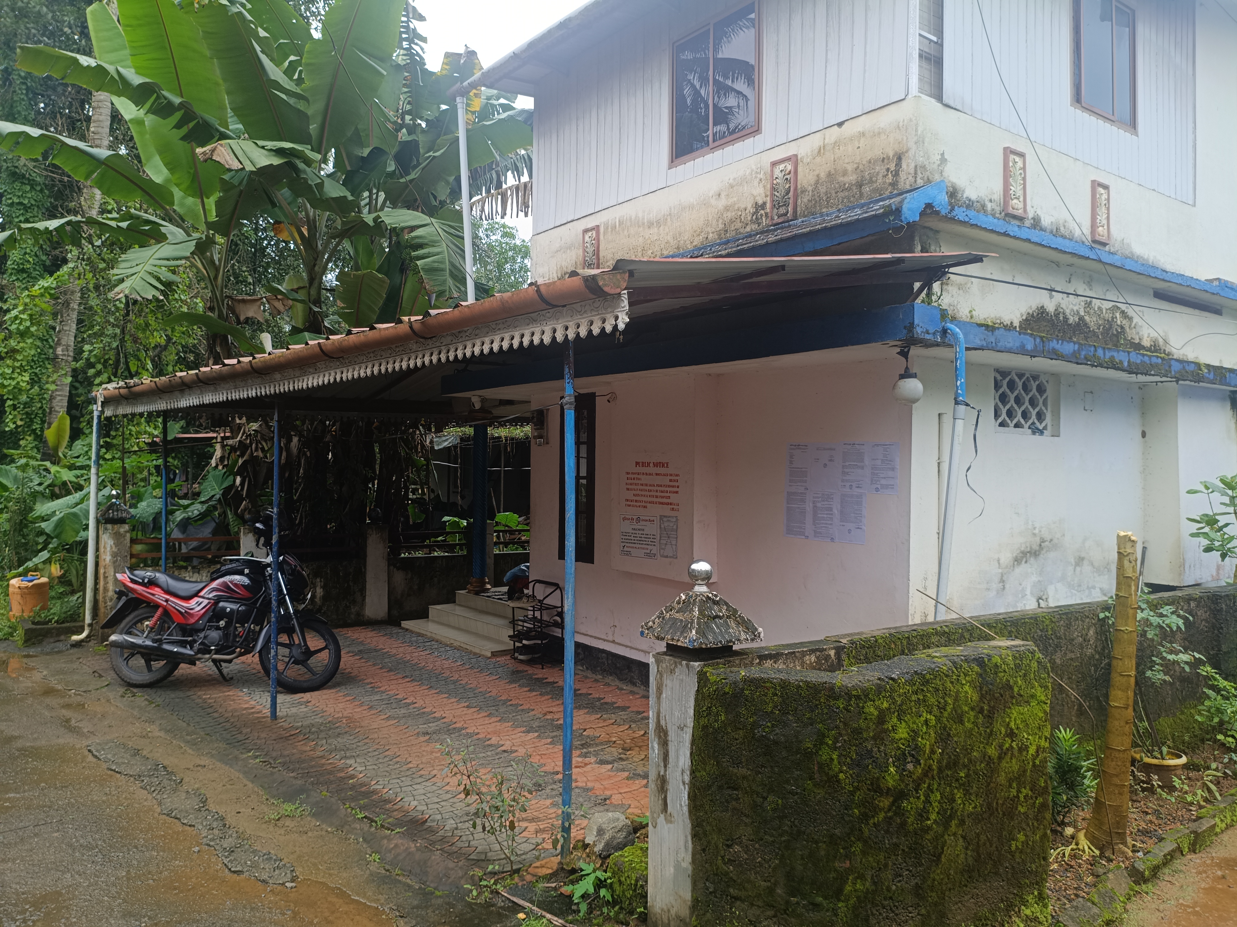 105 square meter Individual House for sale in NELLIKUZHY GRAMAPANCHAYATH Eramalloor — photo 2