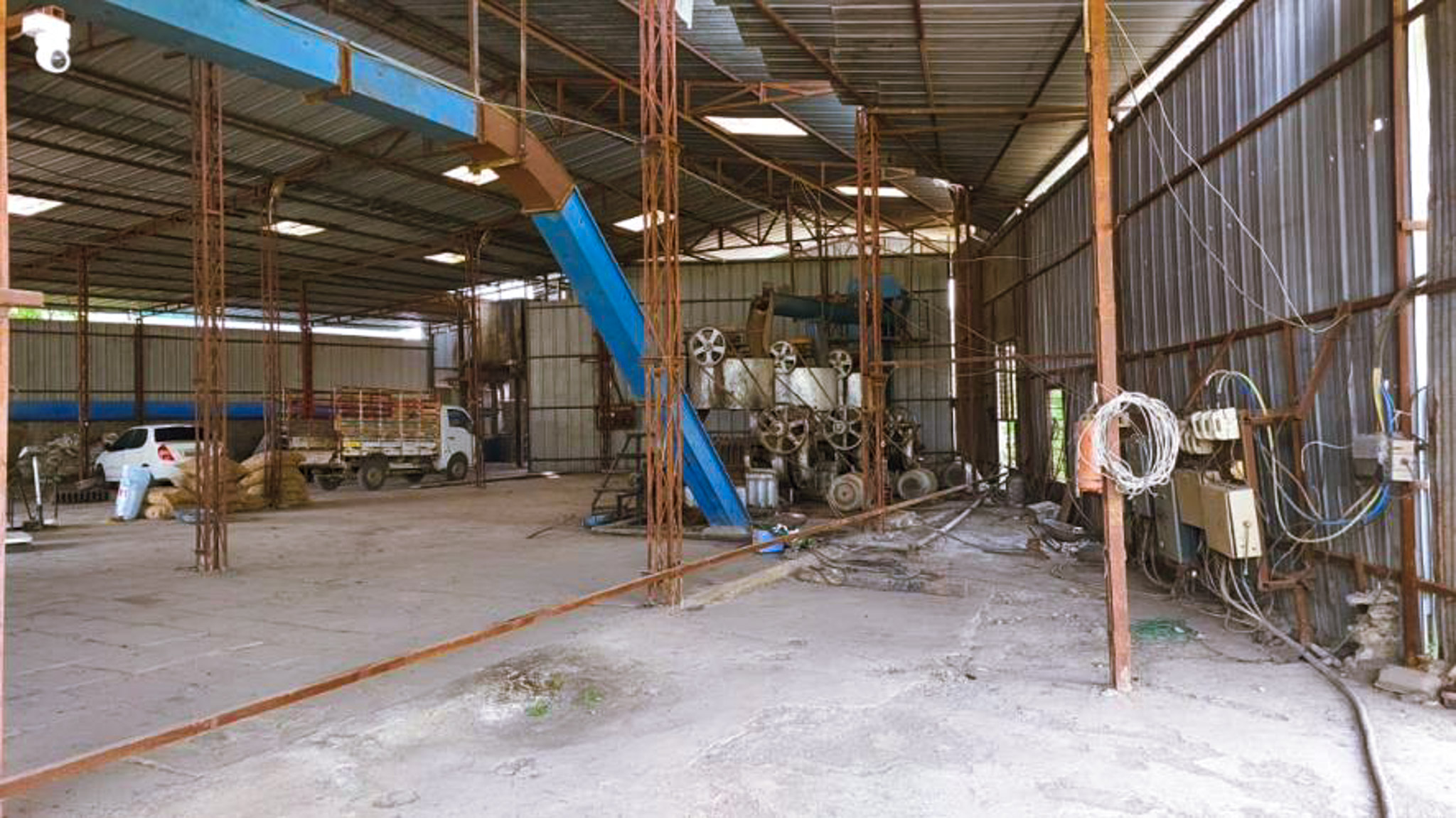 Shed with Plant and Machinery for sale in Rahata — photo 6