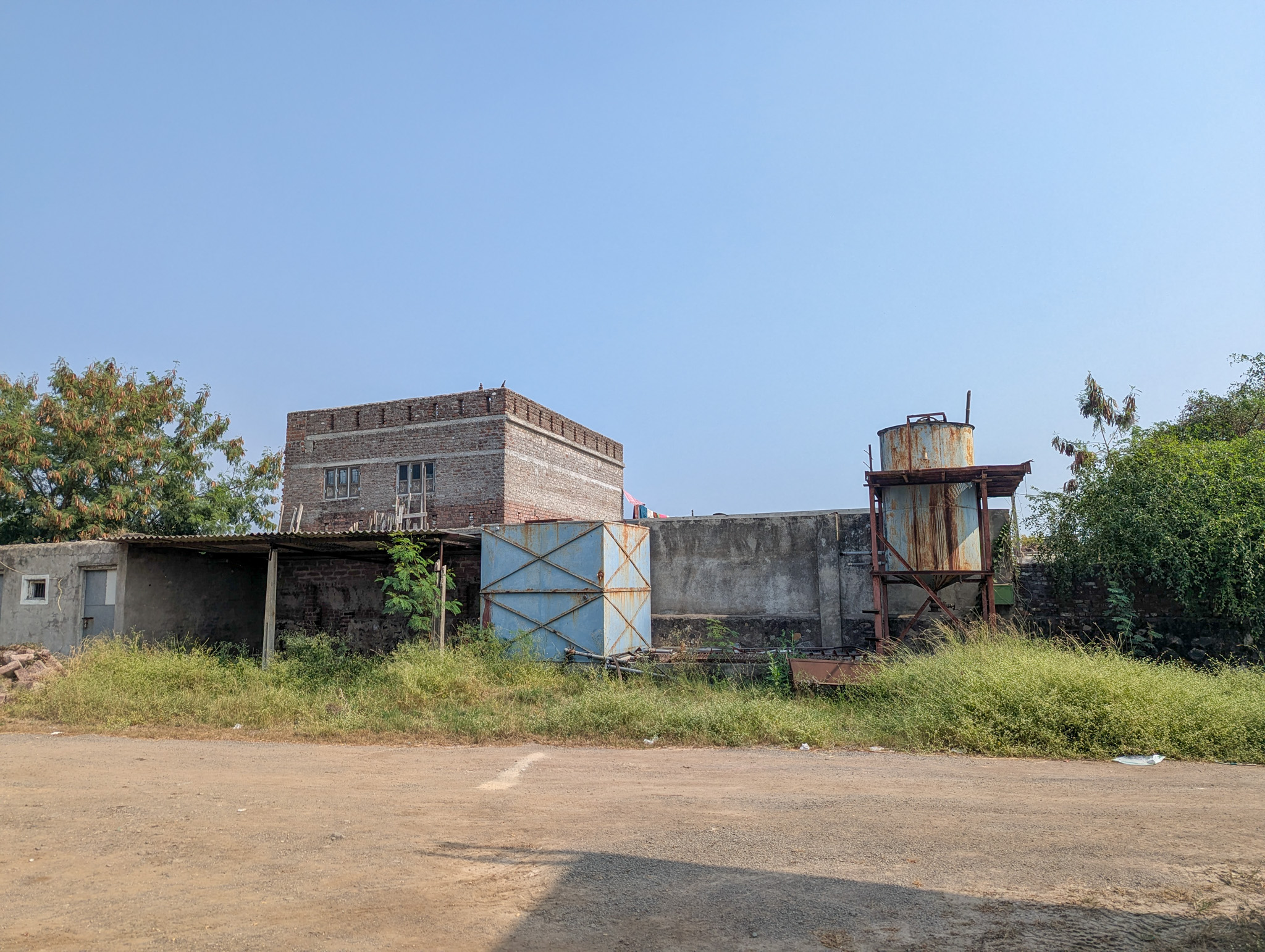 Industrial Shed for sale in Ambardi Damnagar — photo 1