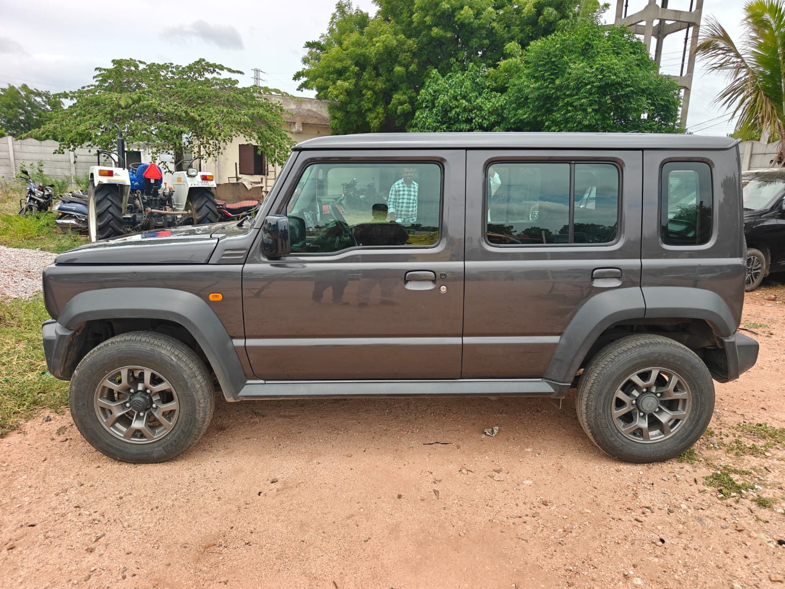 MARUTI JIMNY ALPHA ALLGRIP PRO AT 2023 AP40BU2655 for sale in KALYANADURGAM RAOD  KURUGUNTA 515751 Ananthapuramu — photo 3