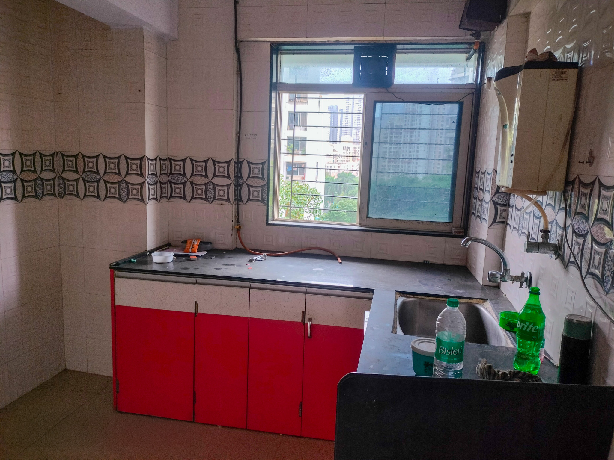 1 BHK Flat for sale in Jalasa CHSL of Dhaval Hills, Majiwade, Thane Thane — photo 7