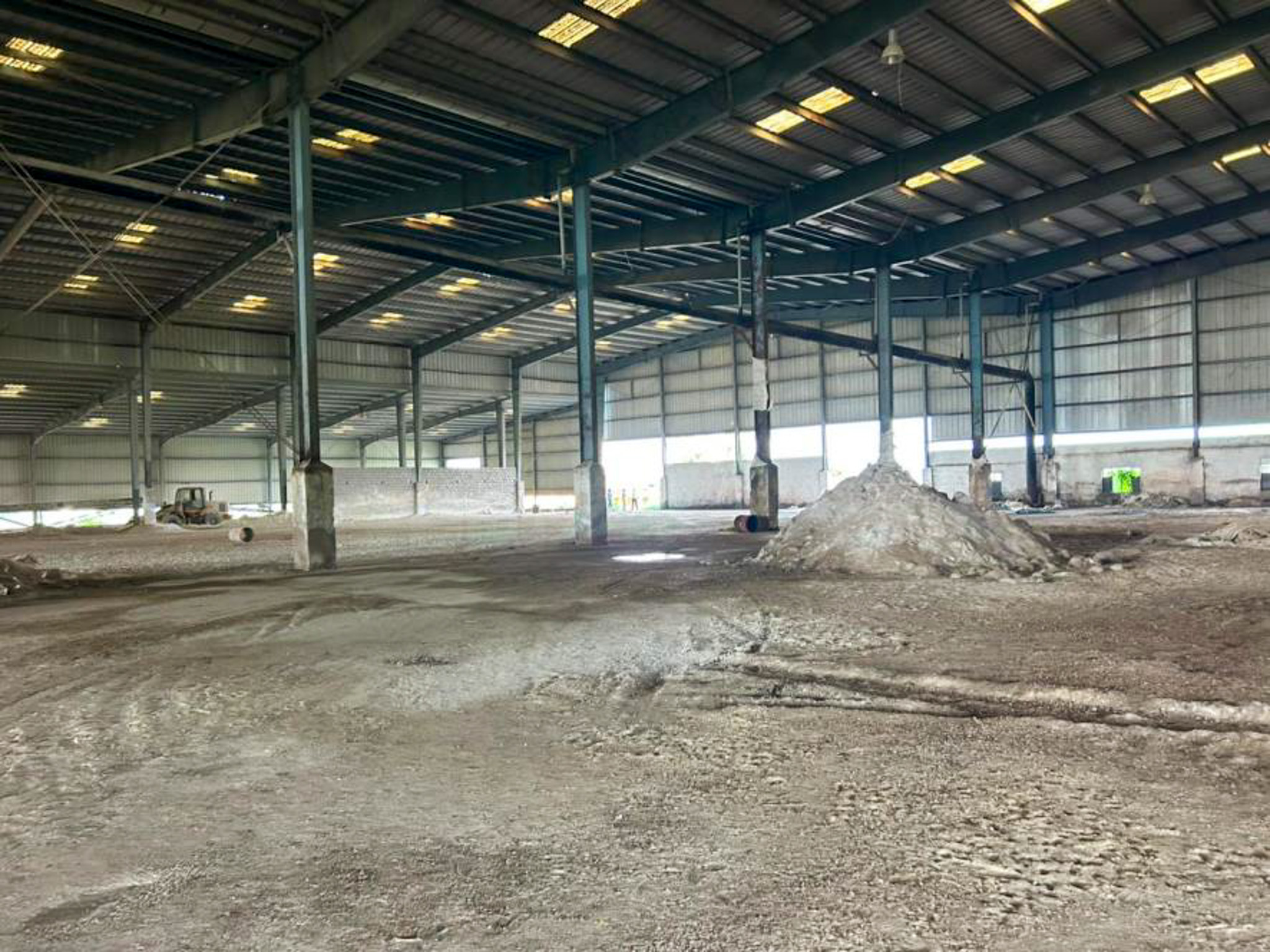 Shed with Plant and Machinery for sale in Chanukya Cement Factory — photo 9