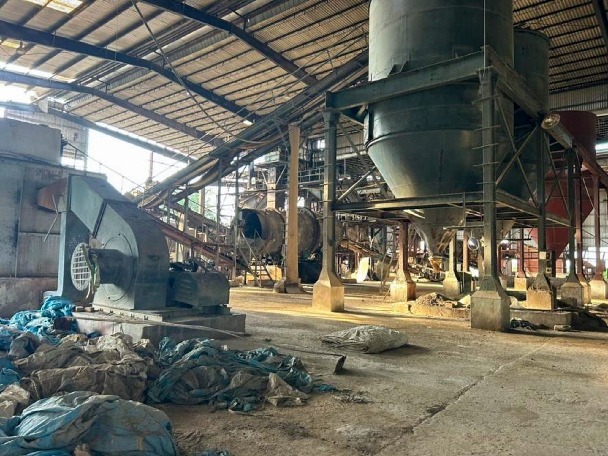 Shed with Plant and Machinery for sale in Chanukya Cement Factory — photo 14