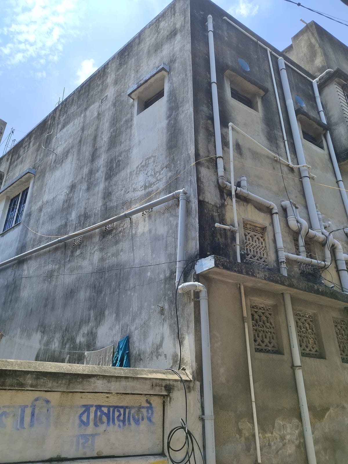 Individual House for sale in Ward No 19, Holding No 71, Dangapara, Puratanchak, ,PO Nutanganj, PS Burdwan, Pincode 713102. Burdwan — photo 1