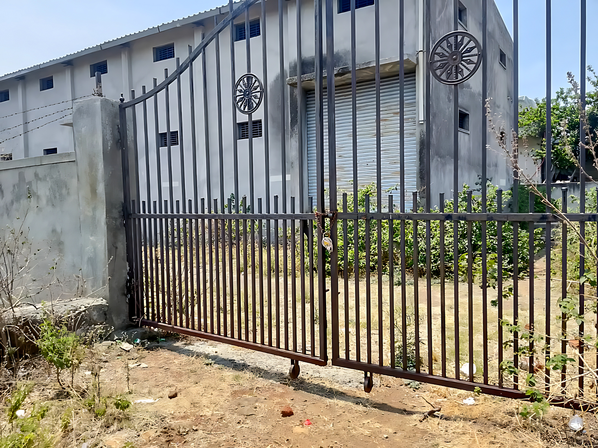 2109.39 square feet Godowns for sale in Nilanga Industrial Area Nilanga — photo 1
