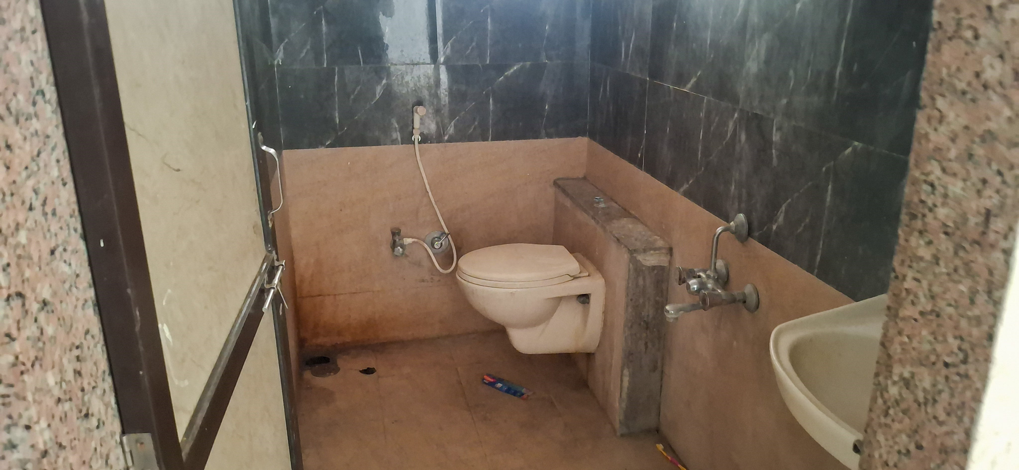 1504.19 square feet Individual House for sale in Vadodara — photo 5