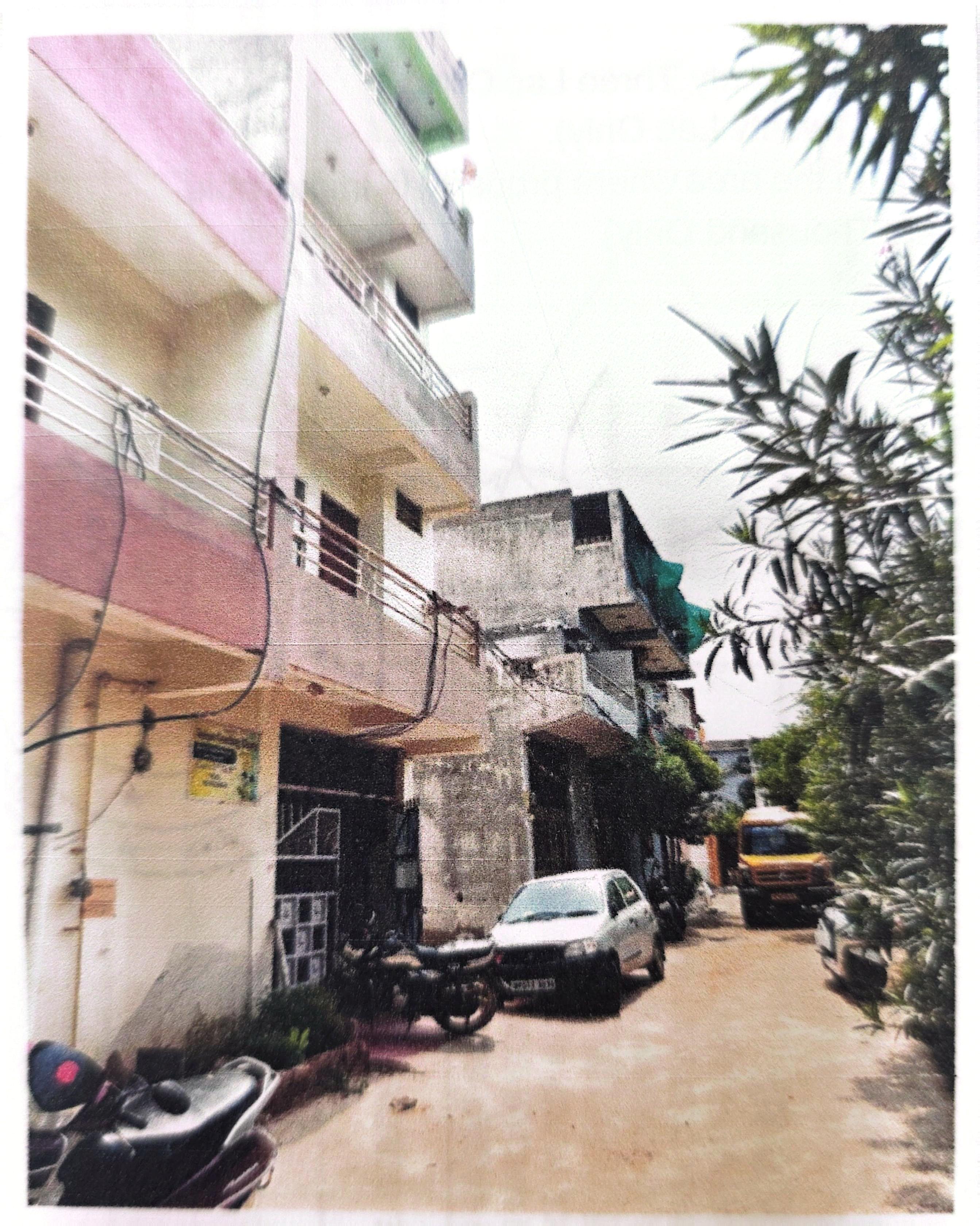 900 square feet Flat for sale in Gwalior — photo 2