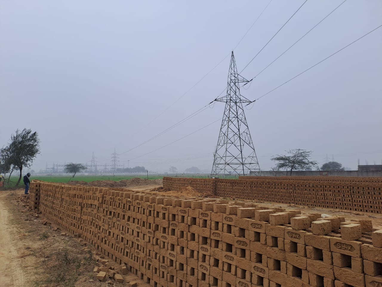 Plot for sale in Garhi Tamana — photo 1