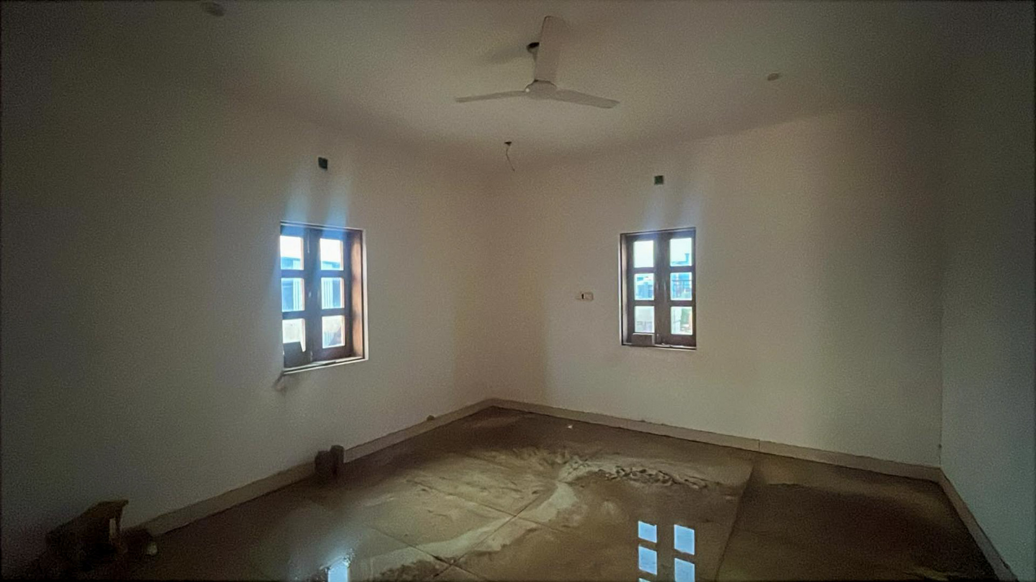 2500 square meter Industrial Plot with Factory Building for sale in KHARA Khara Industrial Area — photo 6
