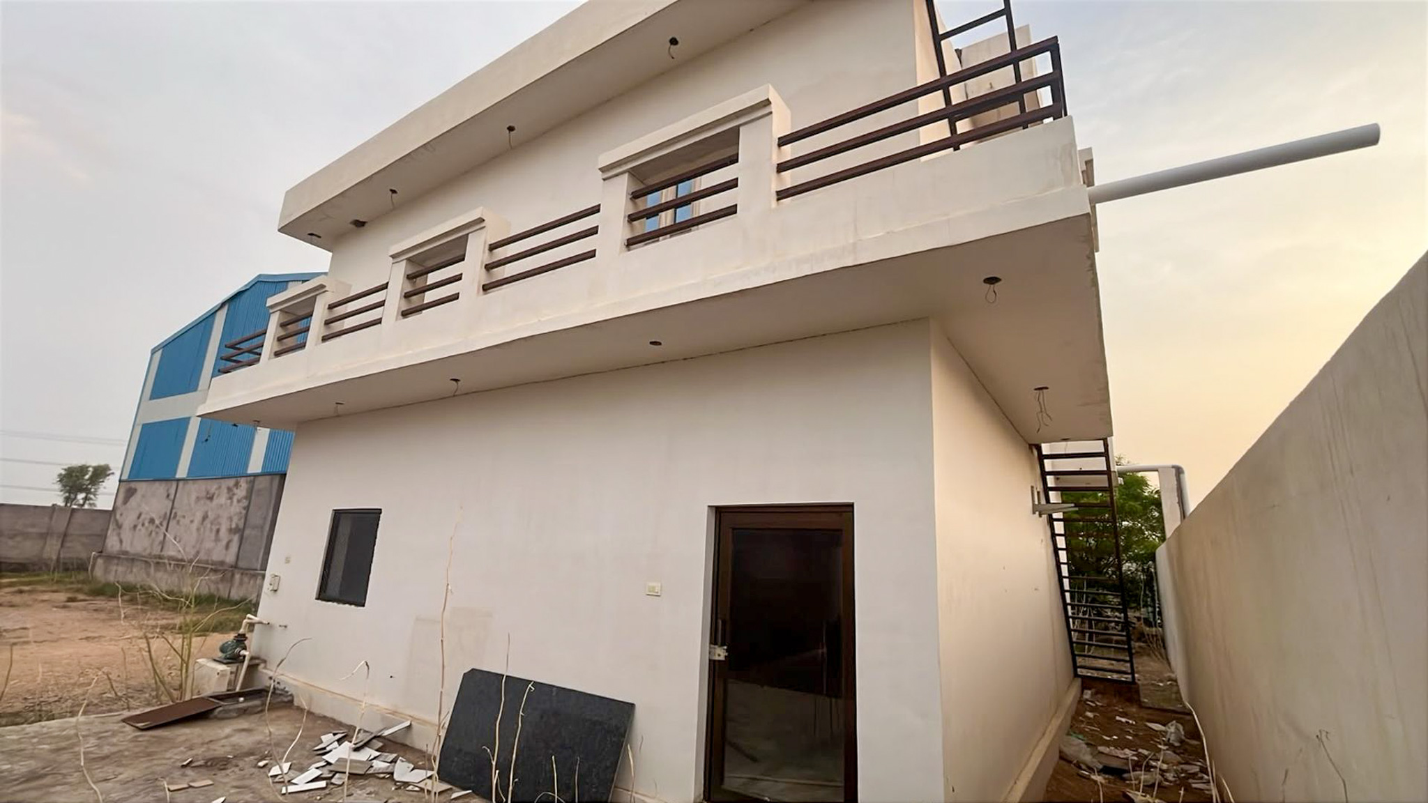 2500 square meter Industrial Plot with Factory Building for sale in KHARA Khara Industrial Area — photo 12