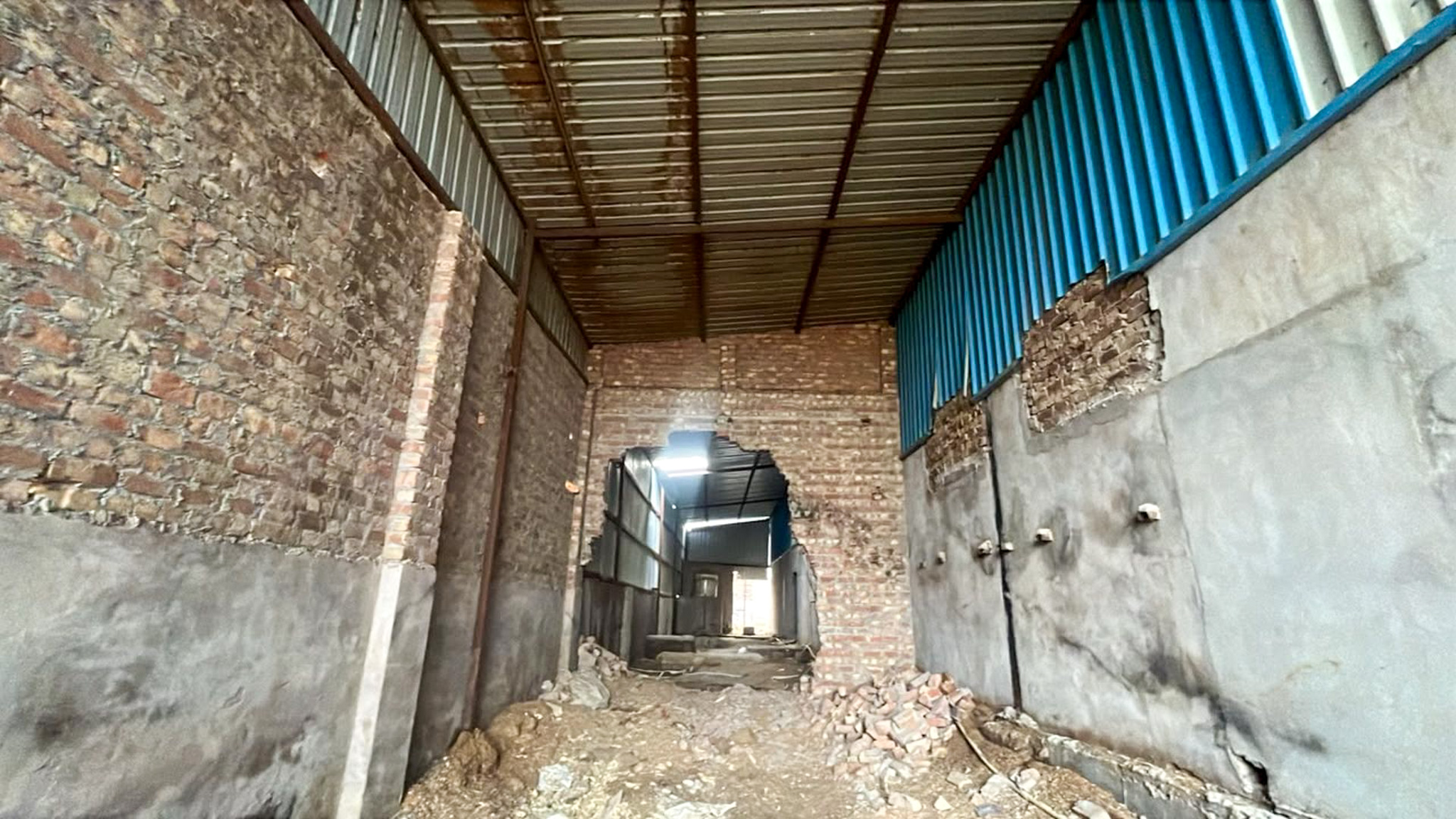 2500 square meter Industrial Plot with Factory Building for sale in KHARA Khara Industrial Area — photo 20
