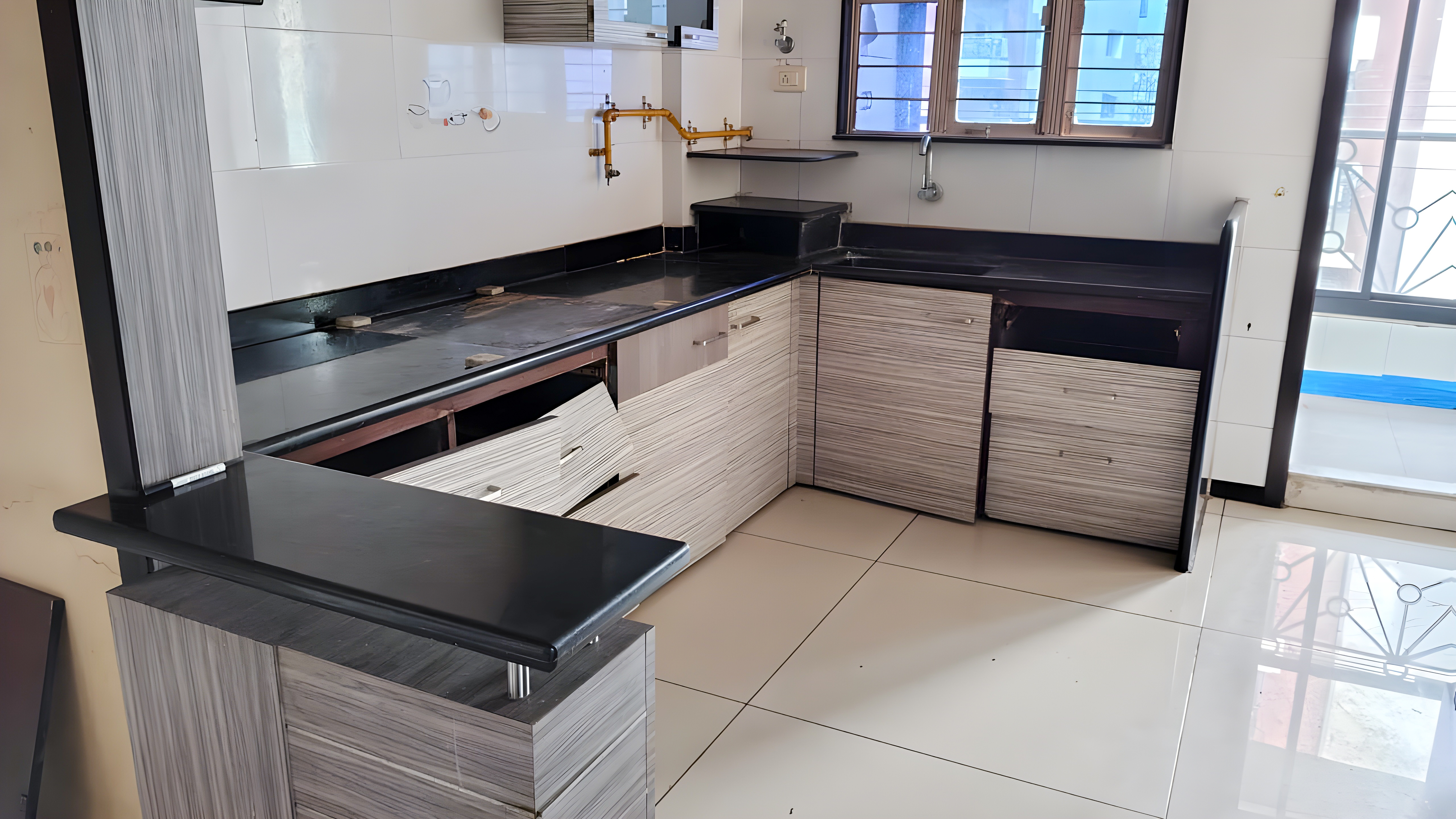 1833 square feet Flat for sale in Surat — photo 8