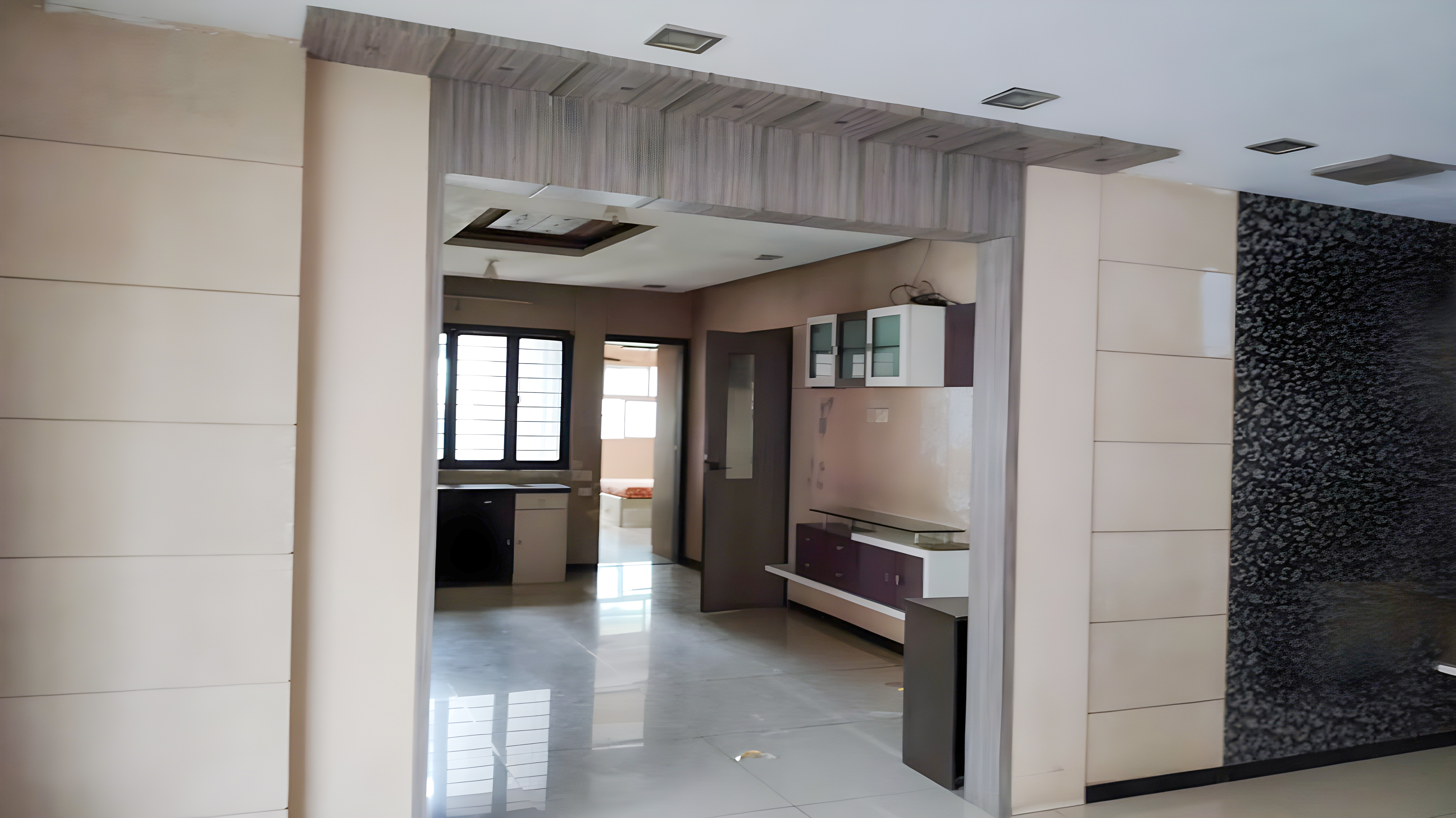 1833 square feet Flat for sale in Surat — photo 15