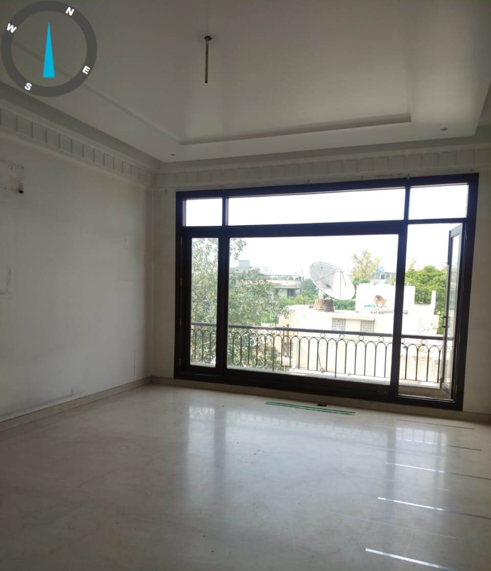 3859.41 square feet Flat for sale in New Delhi — photo 2