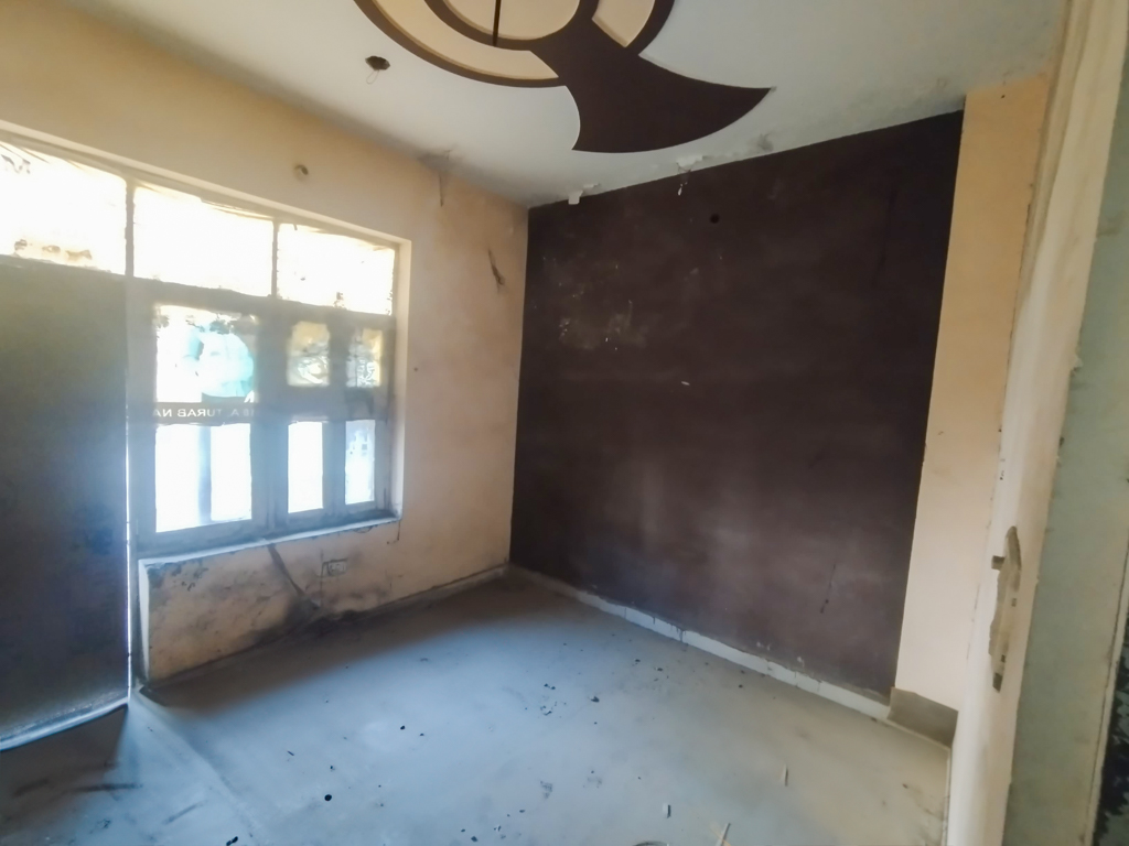 Flat for sale in Ghaziabad — photo 4