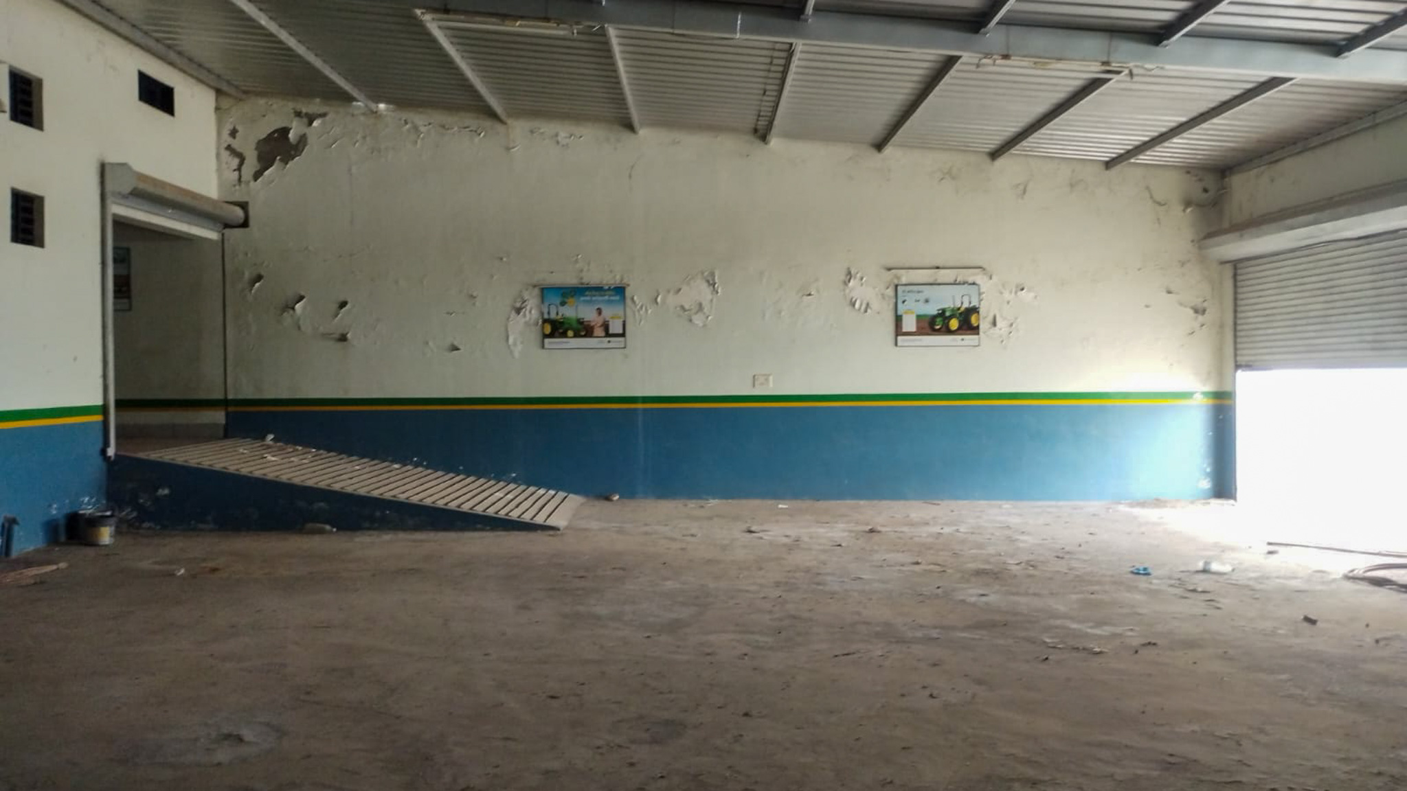 Shops for sale in DUDHREJ ROAD SURENDRANAGAR DHRANGANDHRA HIGHWAY Surendranagar — photo 10