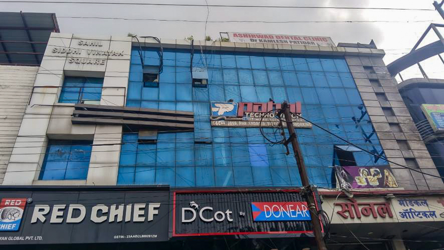Shops for sale in Indore — photo 1